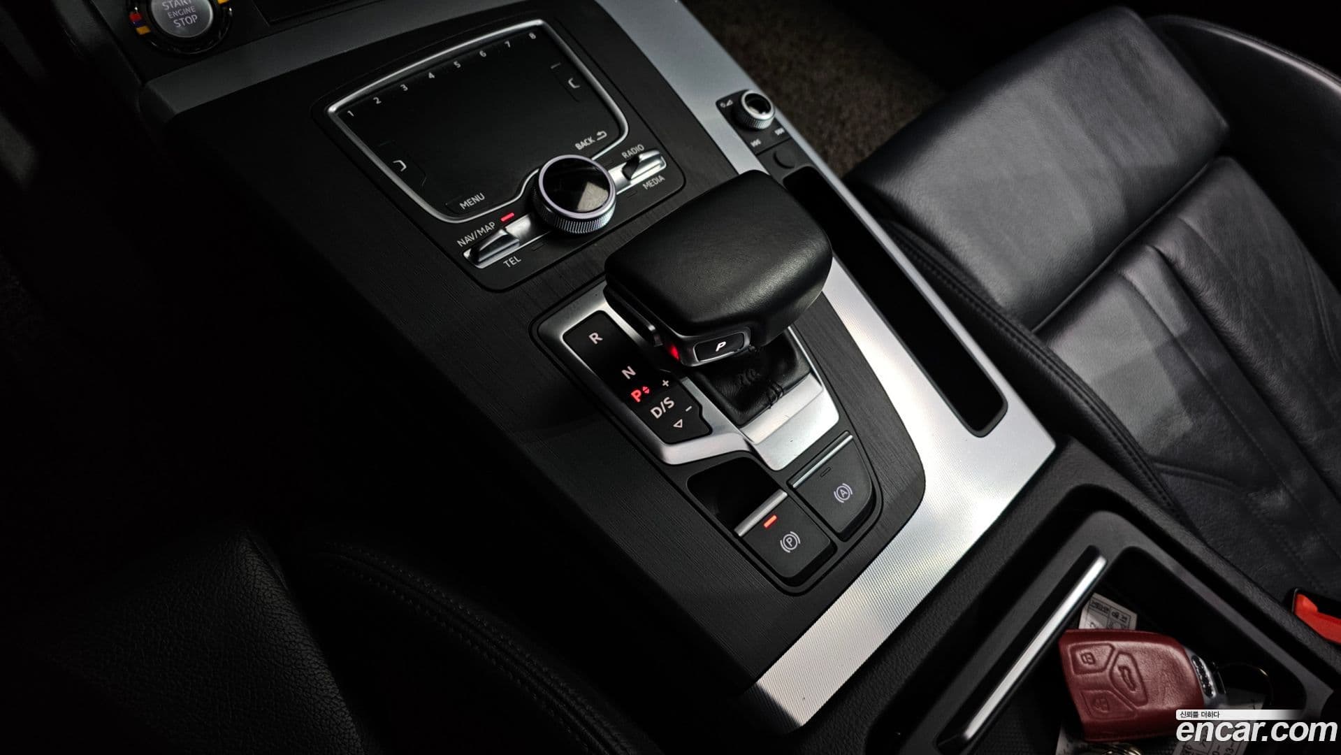 Main__Slider__Photo:Q5 Audi 2020.8-8