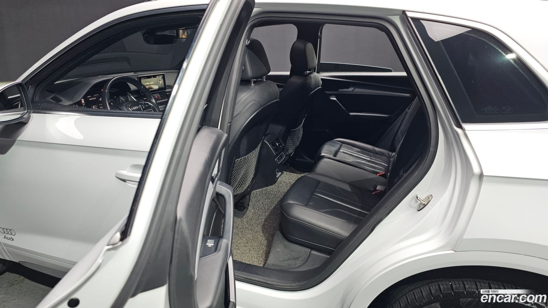 Main__Slider__Photo:Q5 Audi 2020.8-12