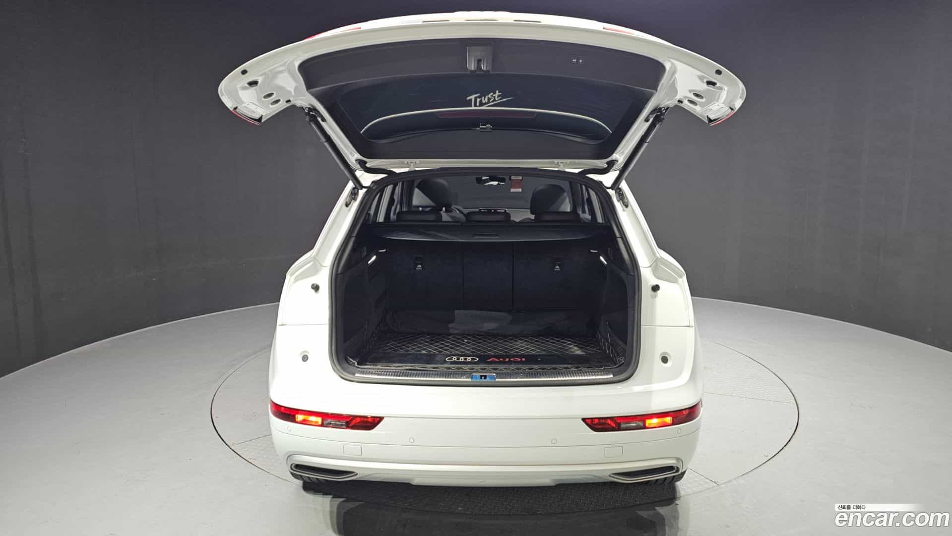 Q5 Audi 2020.8-OPTION-024