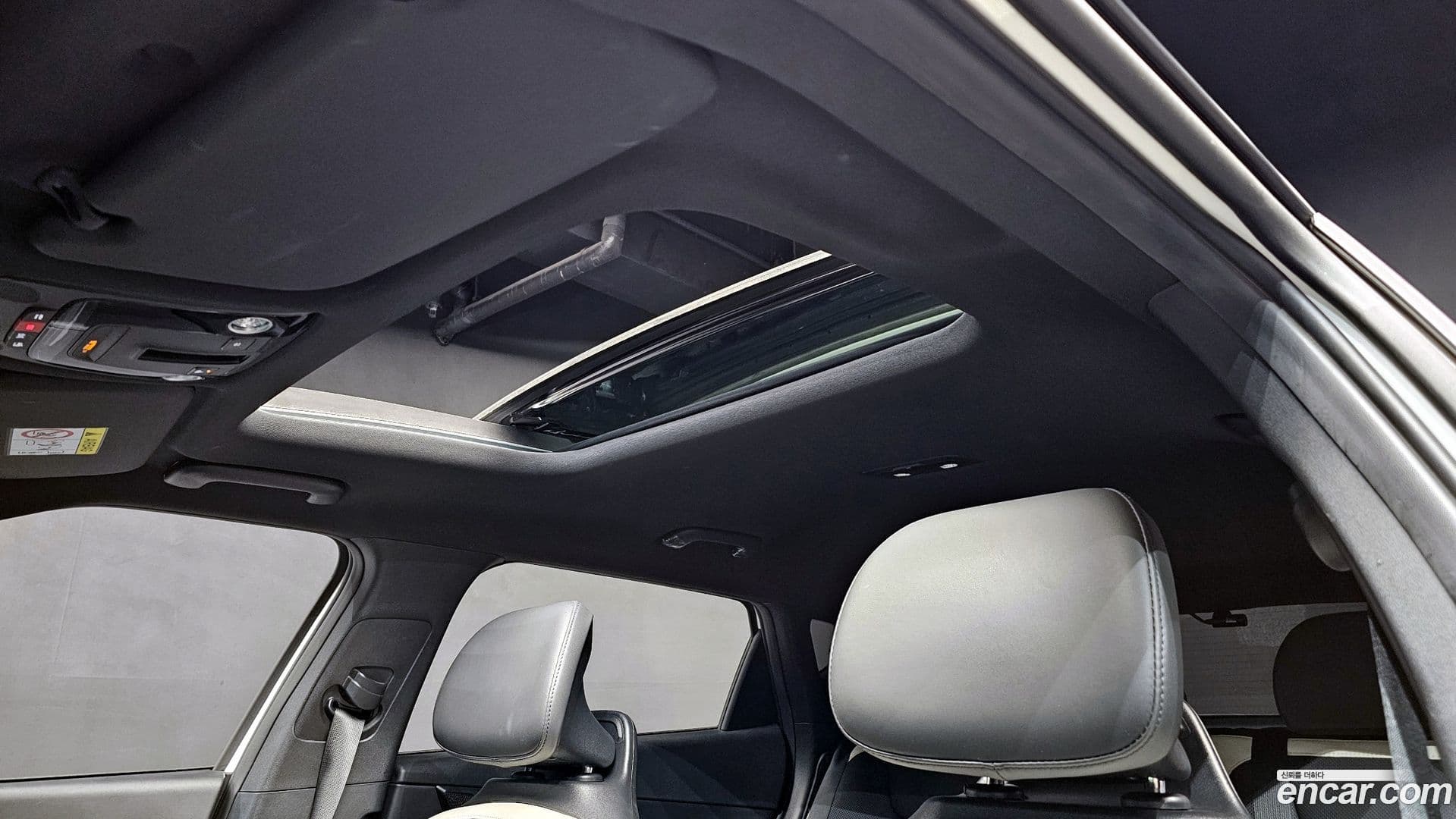 Main__Slider__Photo:EV6 Kia 2023.11-18