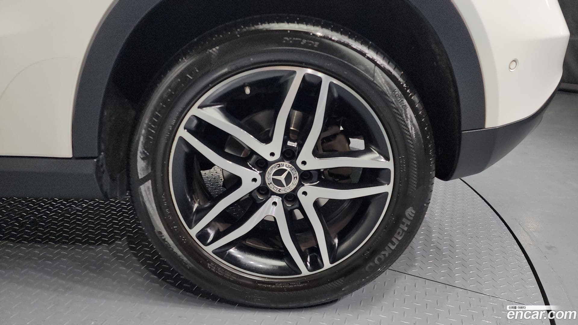 Main__Slider__Photo:GLA-Class Mercedes-Benz 2019.4-4