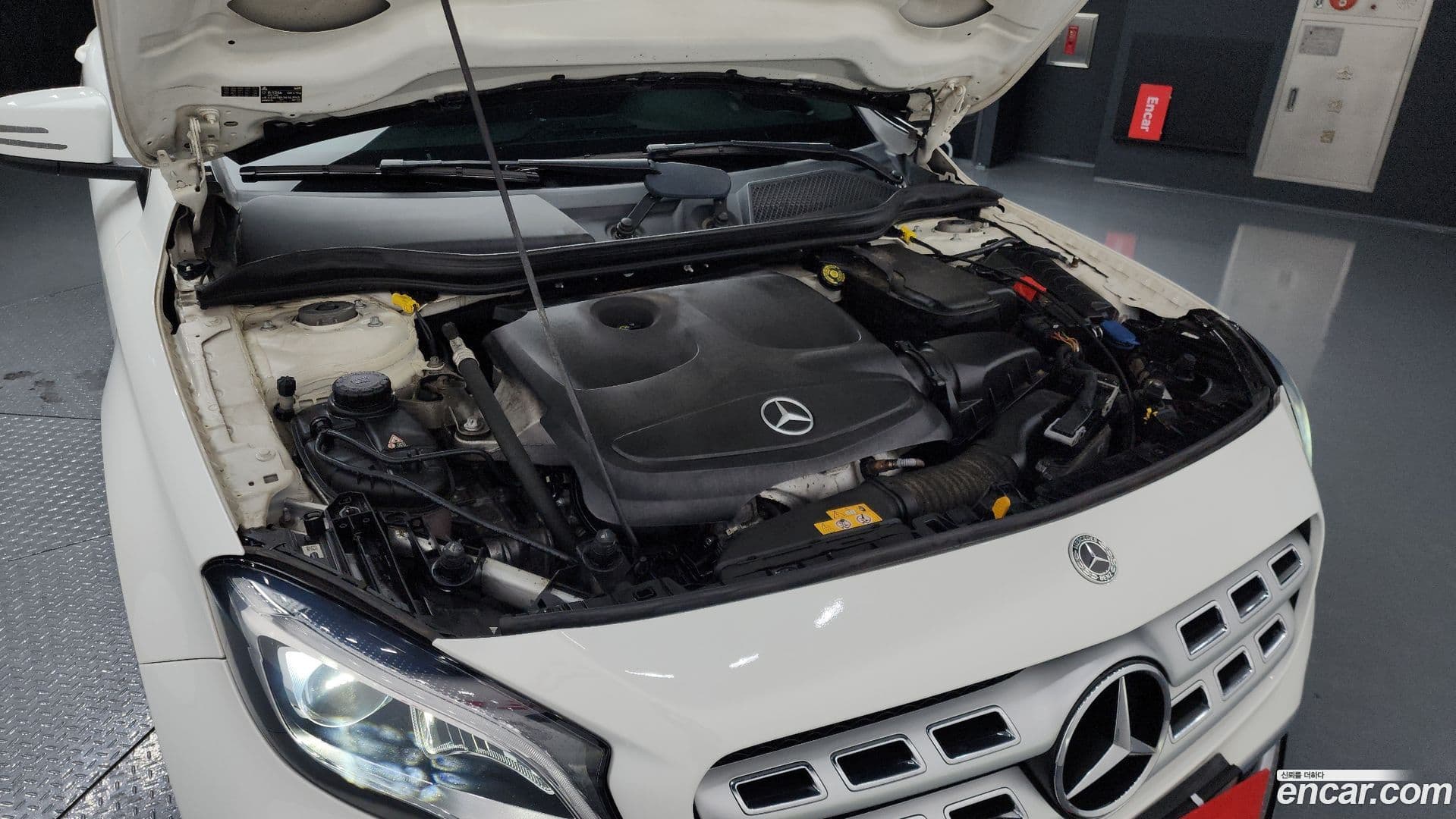 Main__Slider__Photo:GLA-Class Mercedes-Benz 2019.4-5