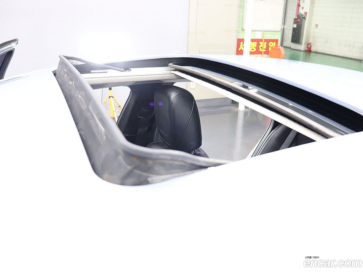 Main__Slider__Photo:200 Chrysler 2015.11-14