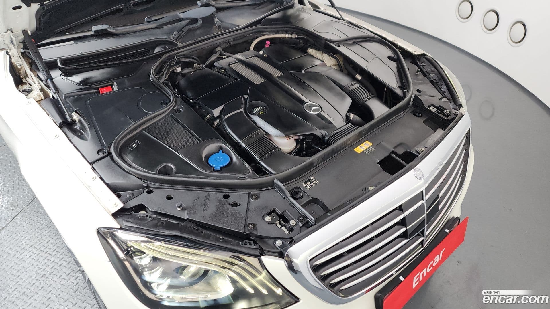 Main__Slider__Photo:S-Class Mercedes-Benz 2016.0-5