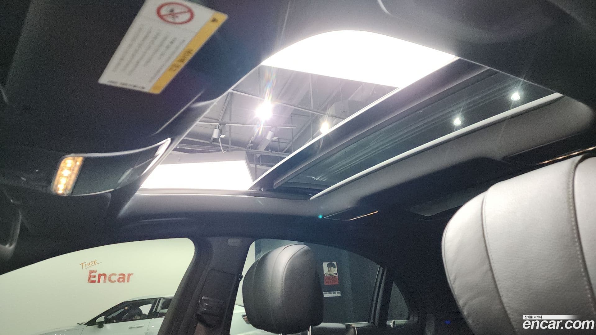 Main__Slider__Photo:S-Class Mercedes-Benz 2016.0-18