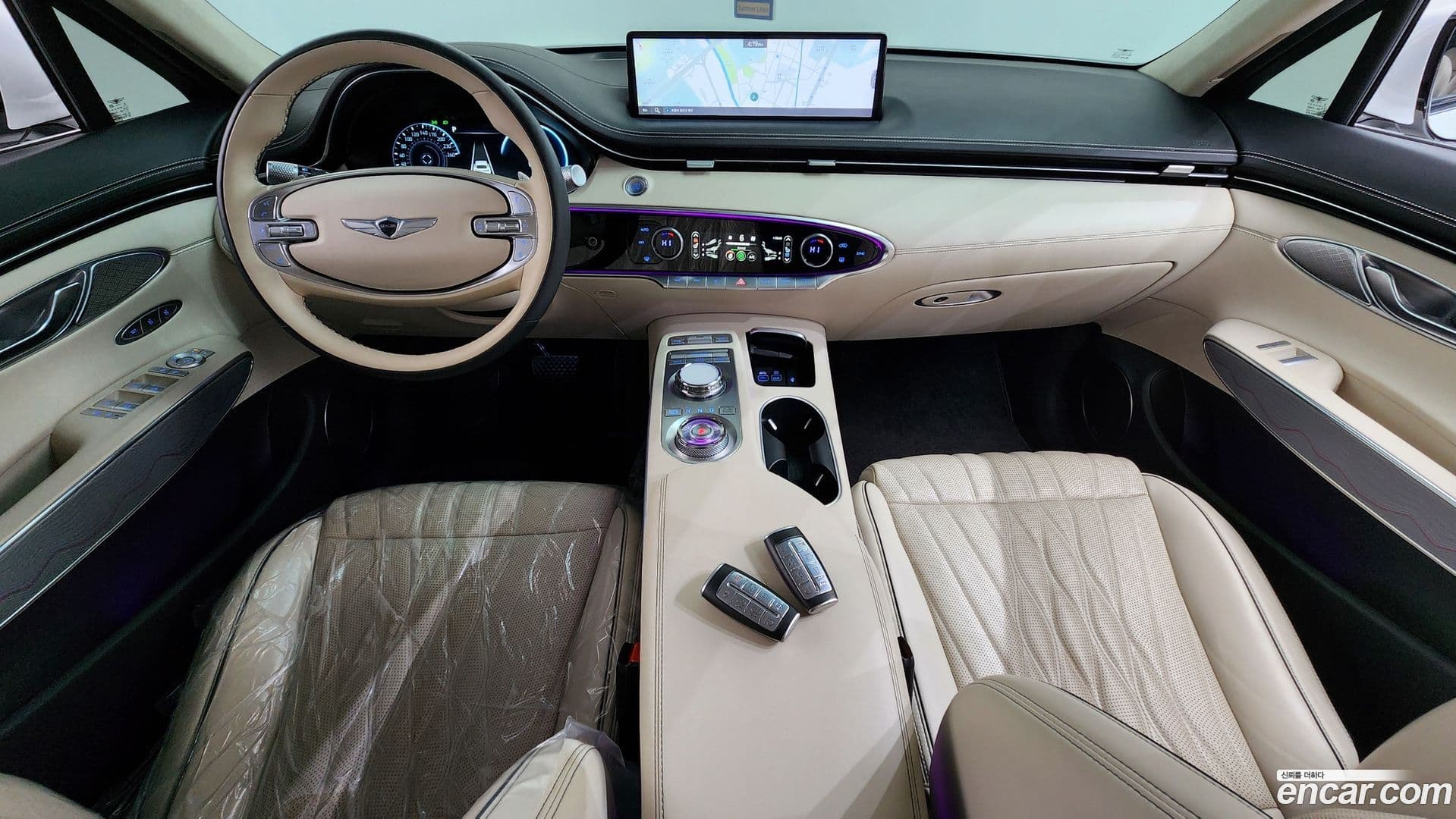 Main__Slider__Photo:GV70 Genesis 2021.7-6