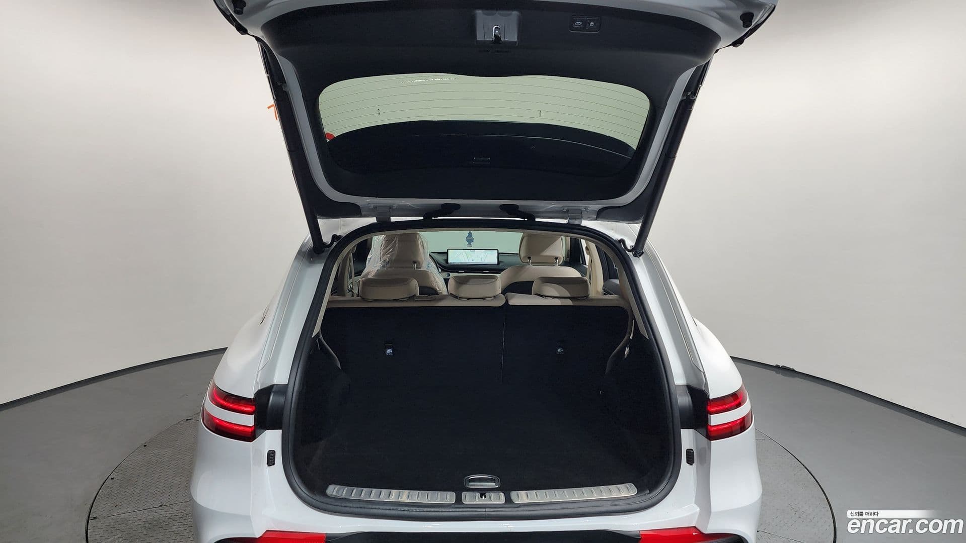 Main__Slider__Photo:GV70 Genesis 2021.7-19