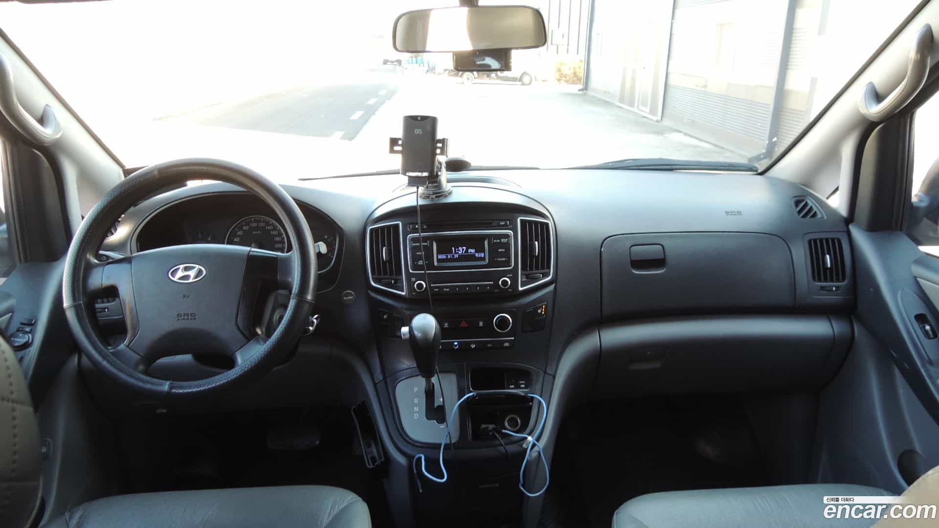 Starex Hyundai 2015.11-INNER-009