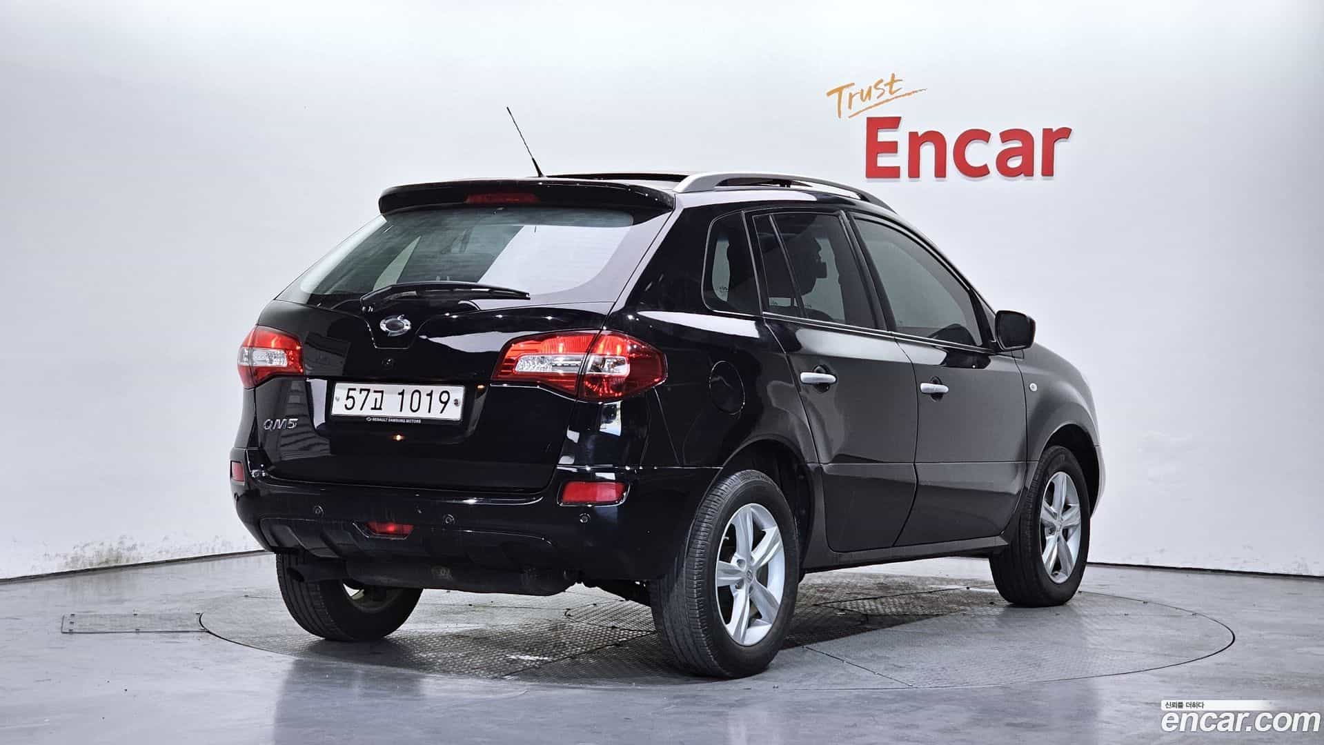 QM5 Renault-KoreaSamsung 2010.10-OUTER-002