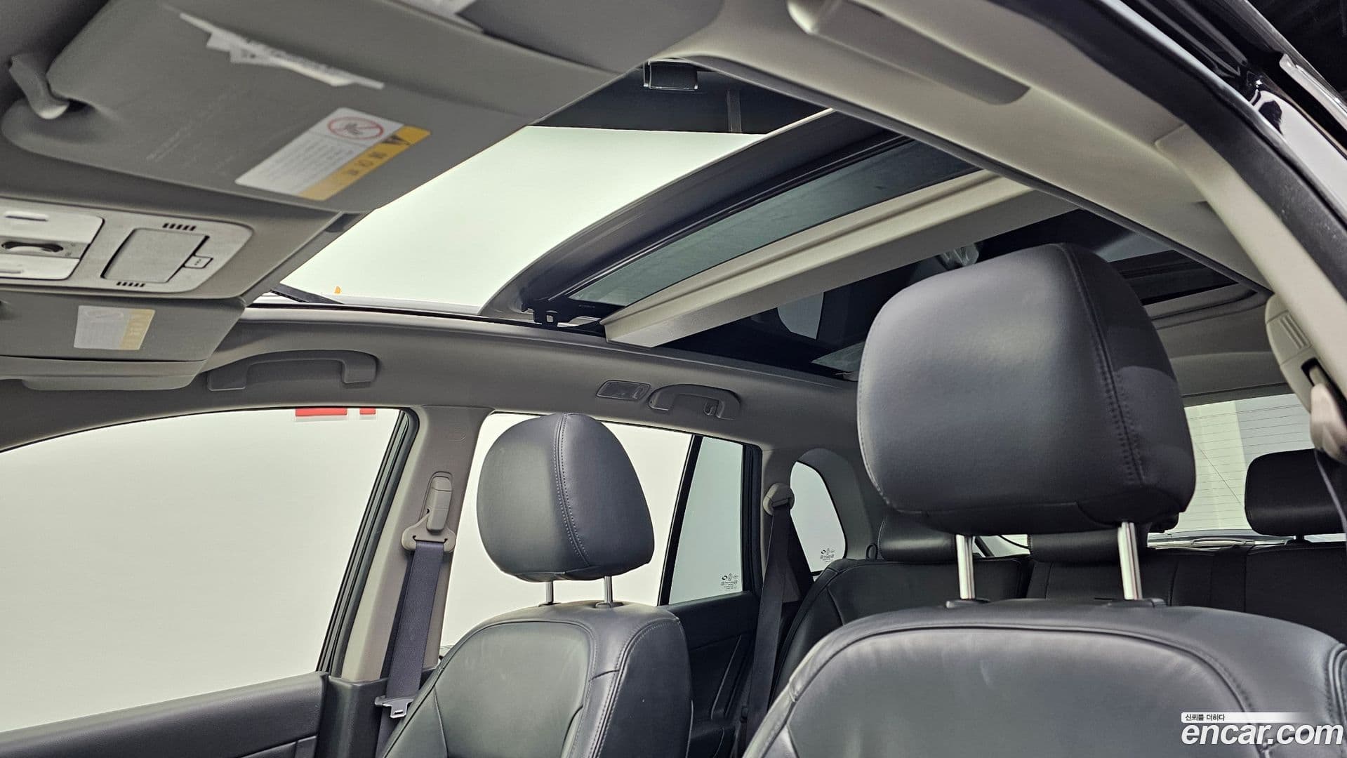 Main__Slider__Photo:QM5 Renault-KoreaSamsung 2010.10-18