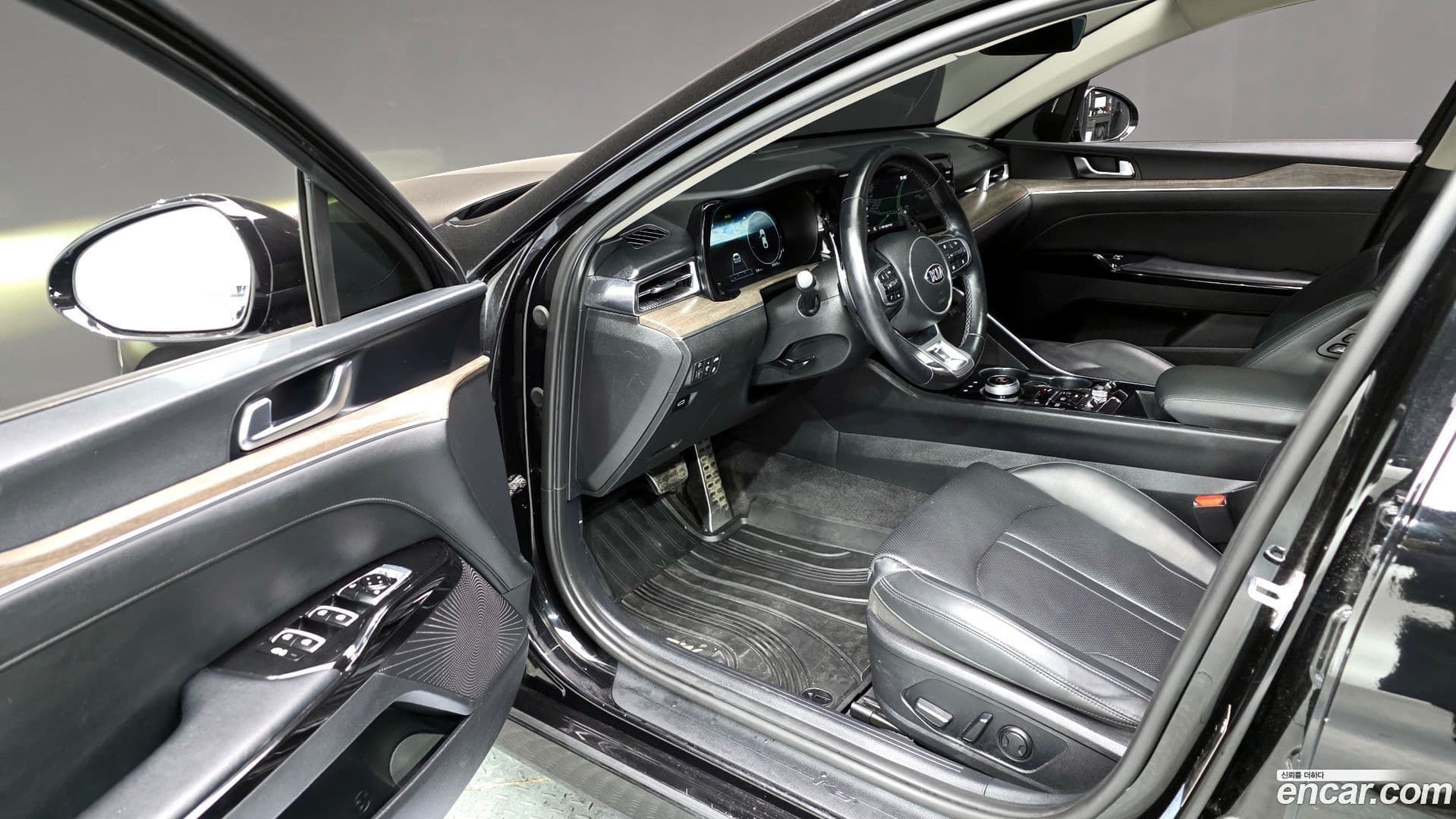 Main__Slider__Photo:K5 Kia 2020.5-9