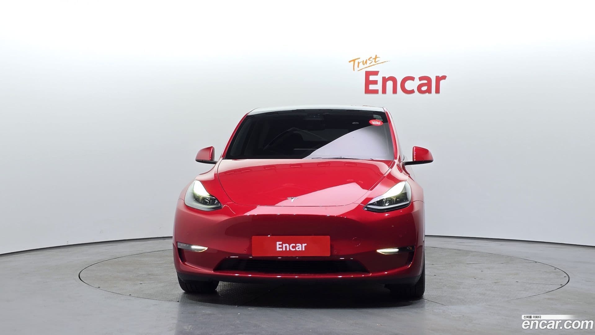 Main__Slider__Photo:Model Y Tesla 2021.4-2