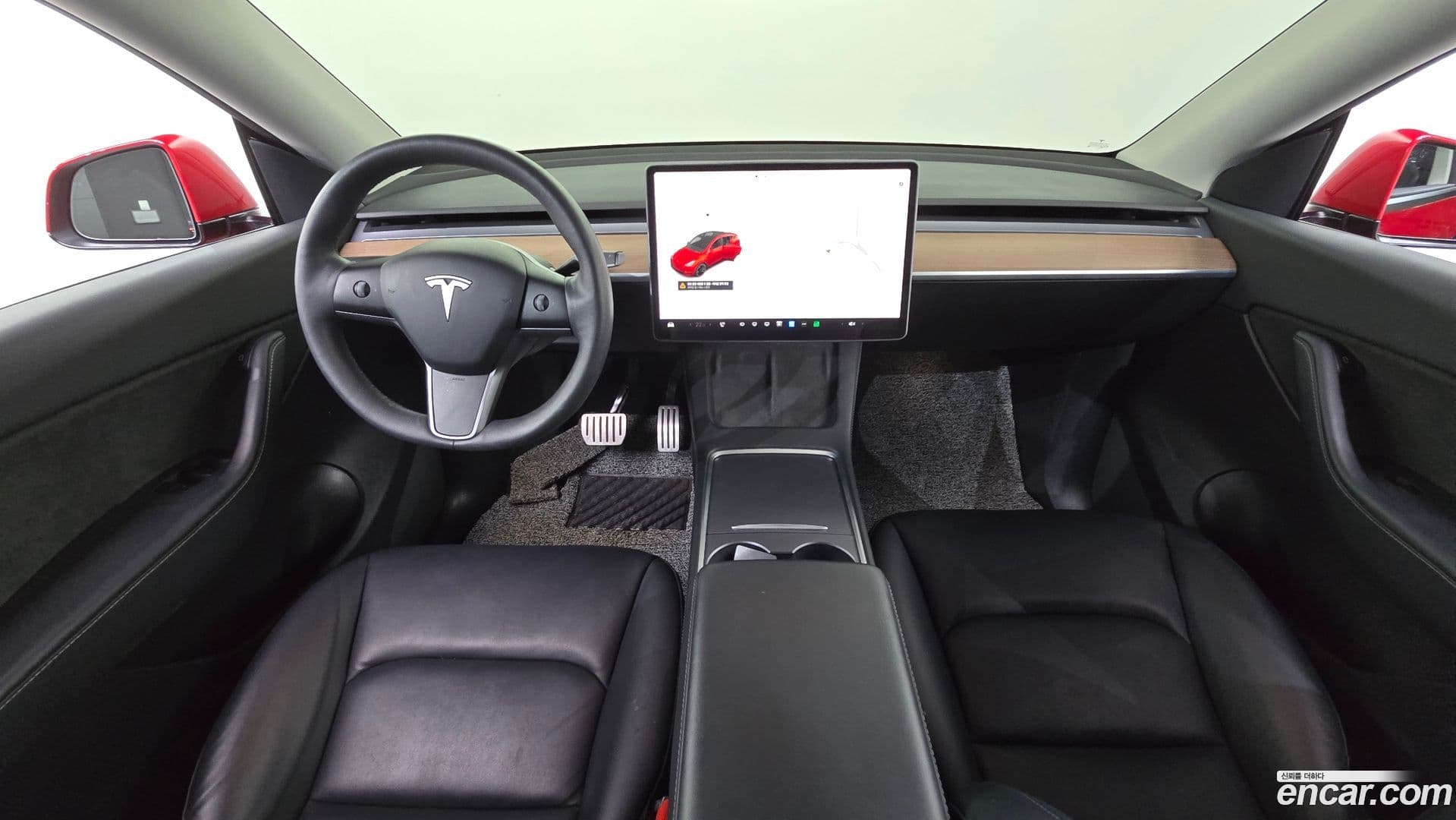 Main__Slider__Photo:Model Y Tesla 2021.4-6