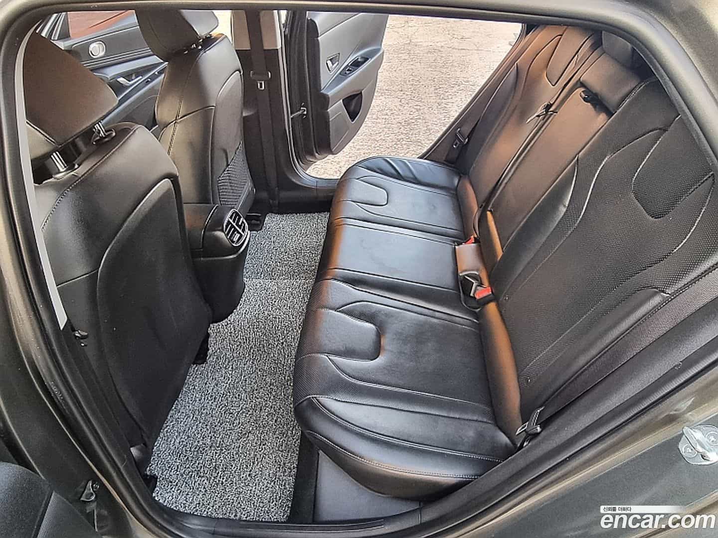 AVANTE Hyundai 2022.0-OPTION-018