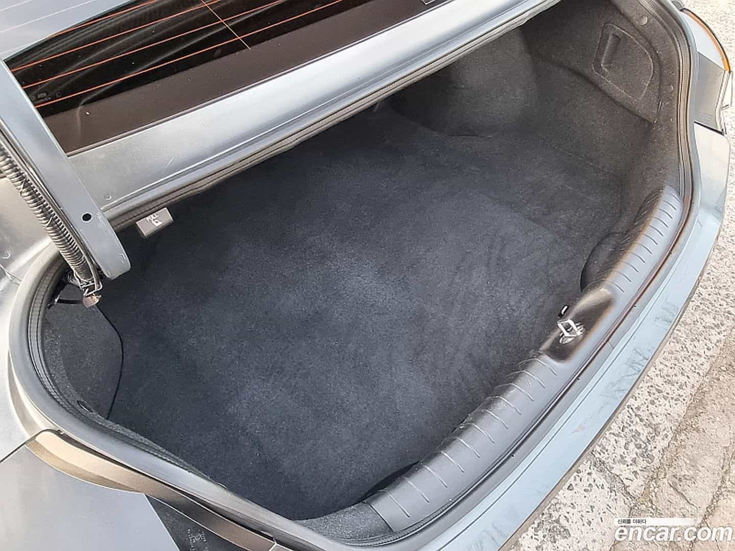 AVANTE Hyundai 2022.0-OPTION-022