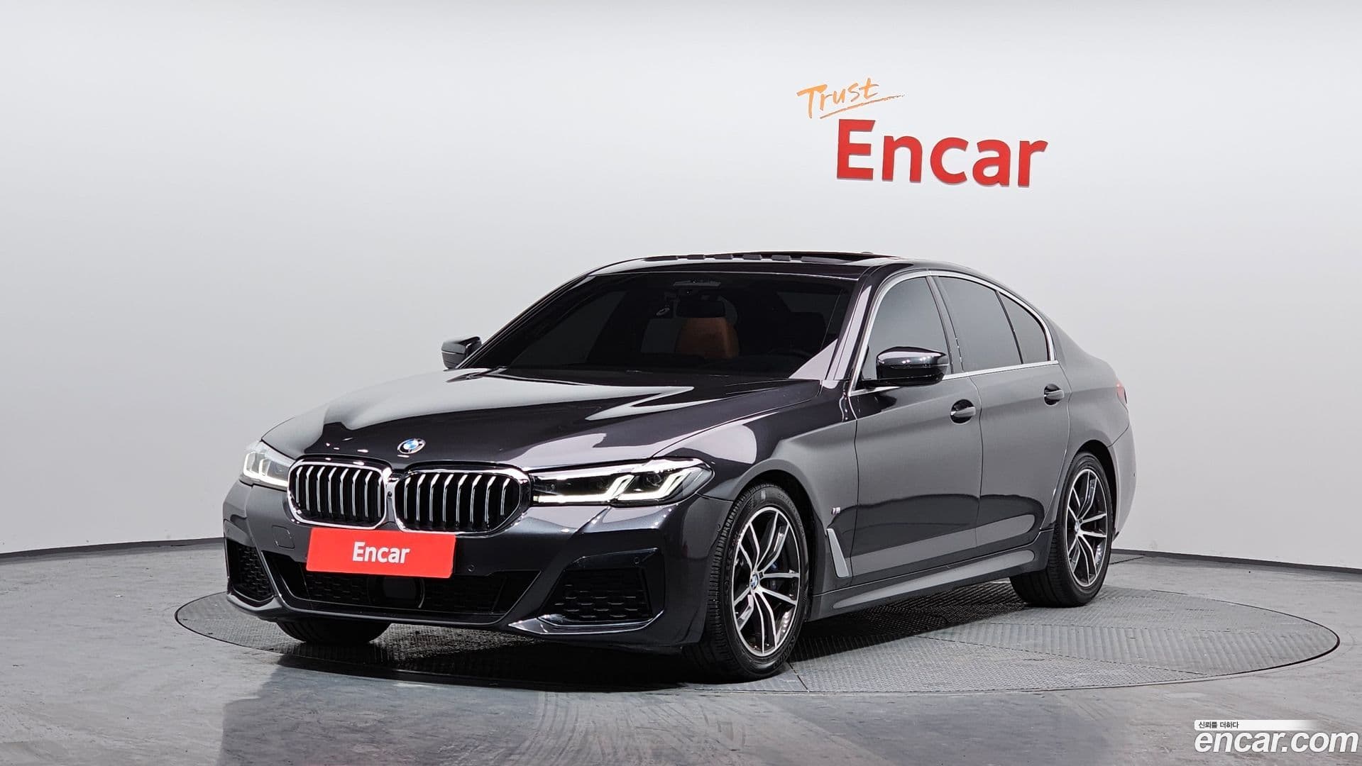 Main__Slider__Photo:5-Series BMW 2021.4-0