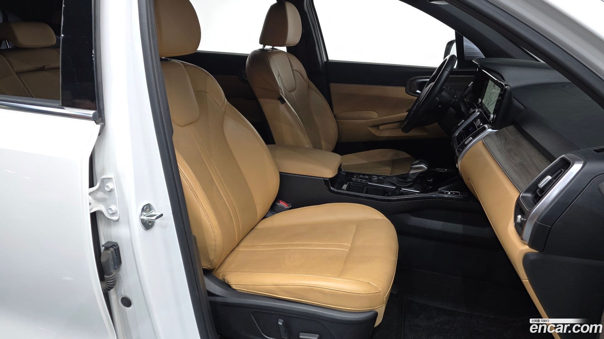 Main__Slider__Photo:Sorento Kia 2022.0-9