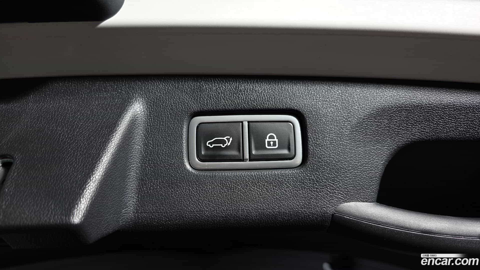 Sorento Kia 2022.0-OPTION-024