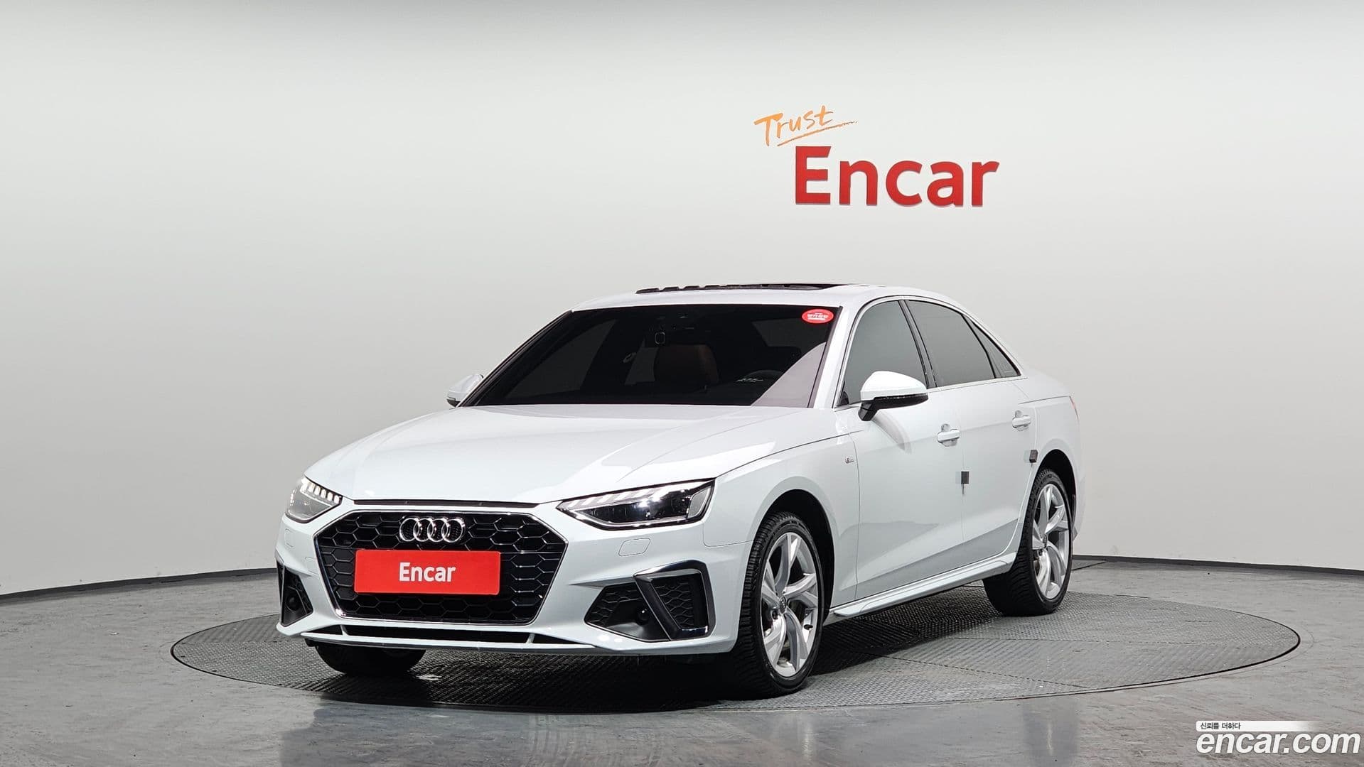 Main__Slider__Photo:A4 Audi 2020.6-0