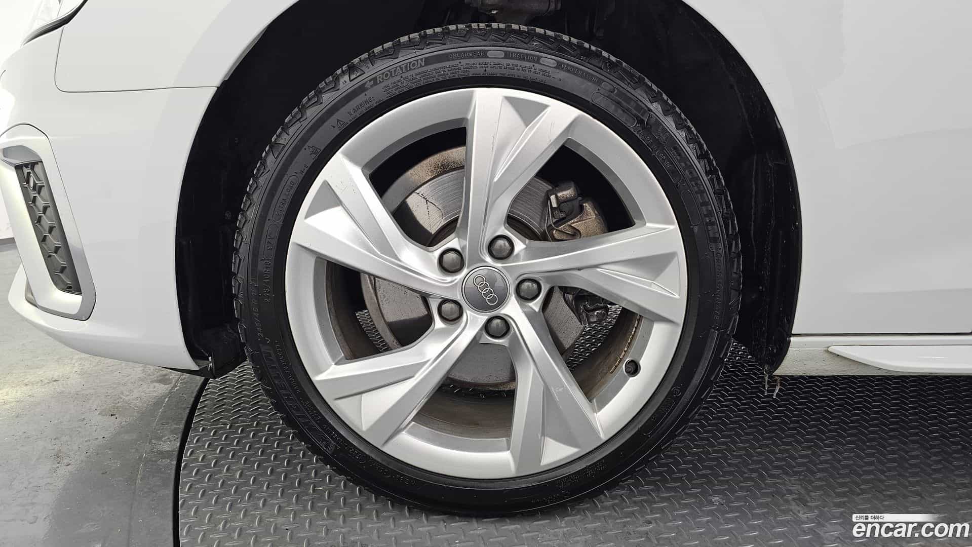 A4 Audi 2020.6-OUTER-005