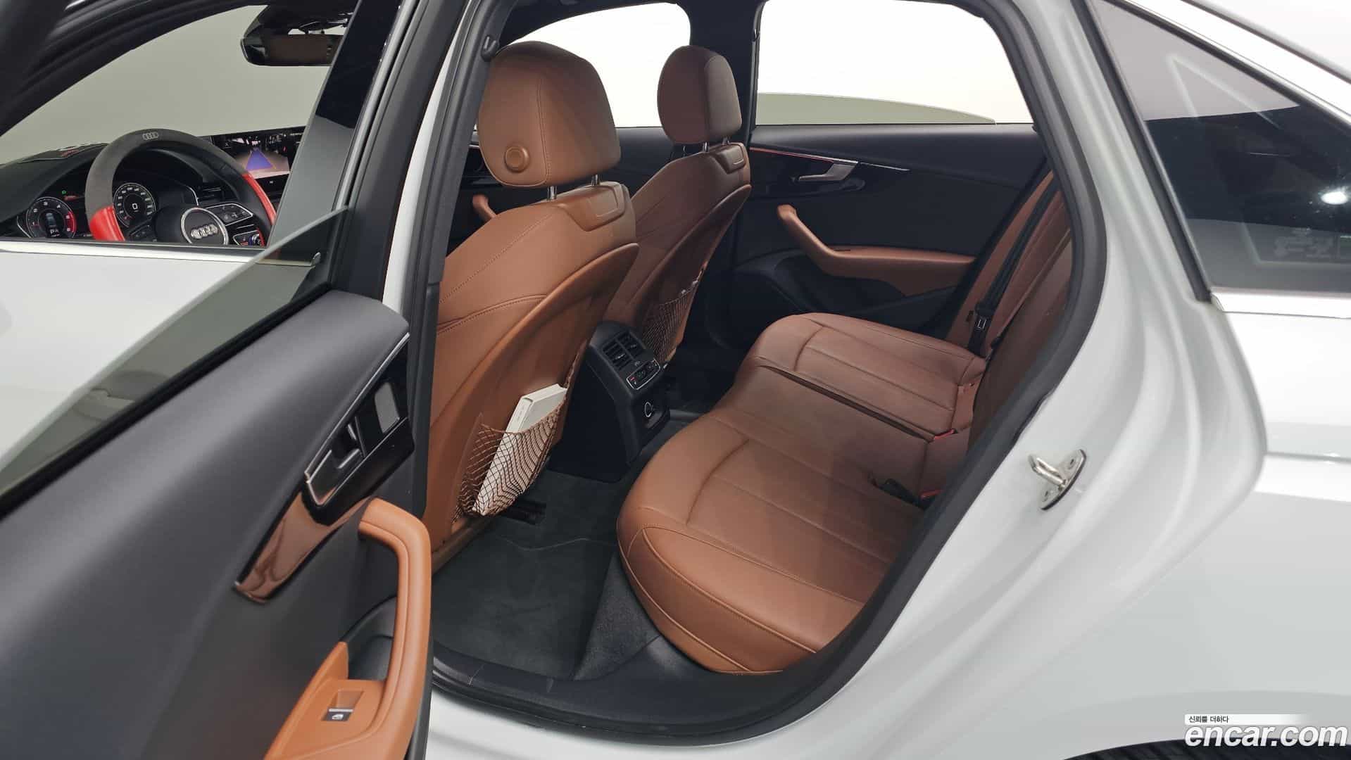 A4 Audi 2020.6-OPTION-016