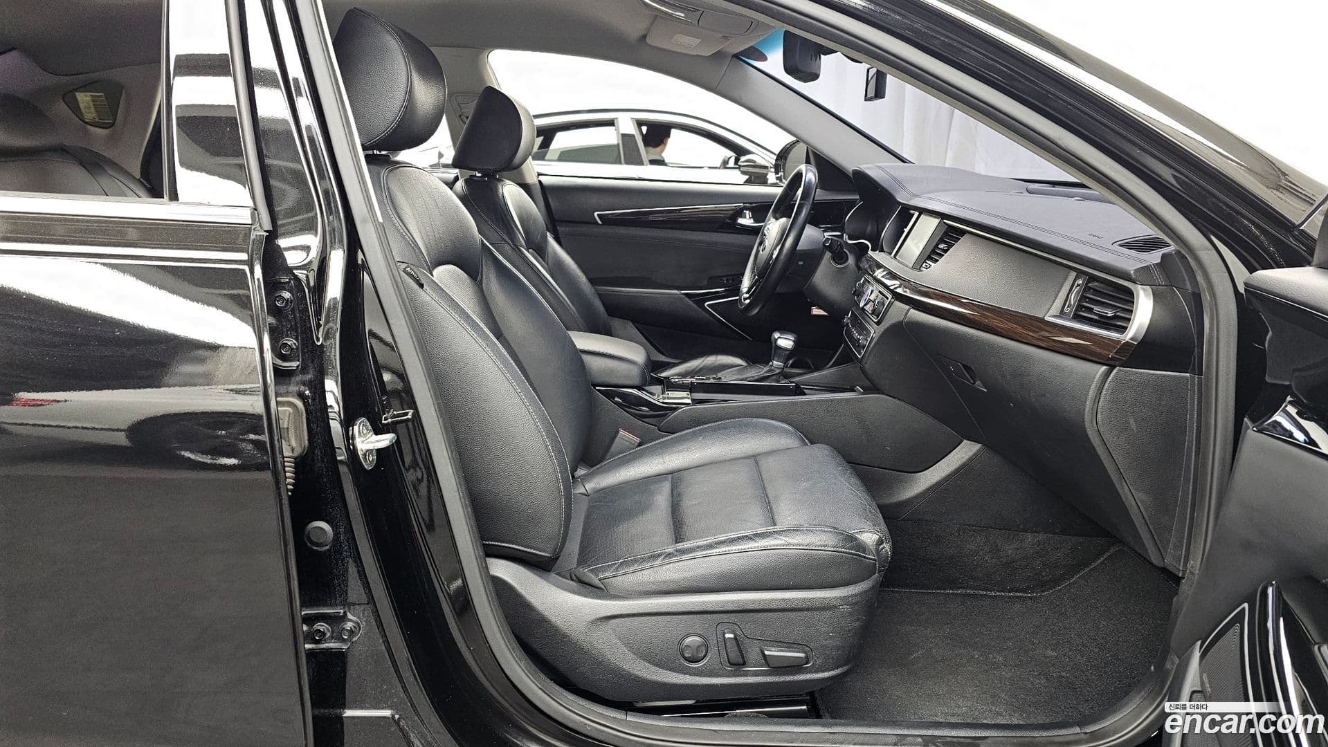 Main__Slider__Photo:K7 Kia 2019.2-10