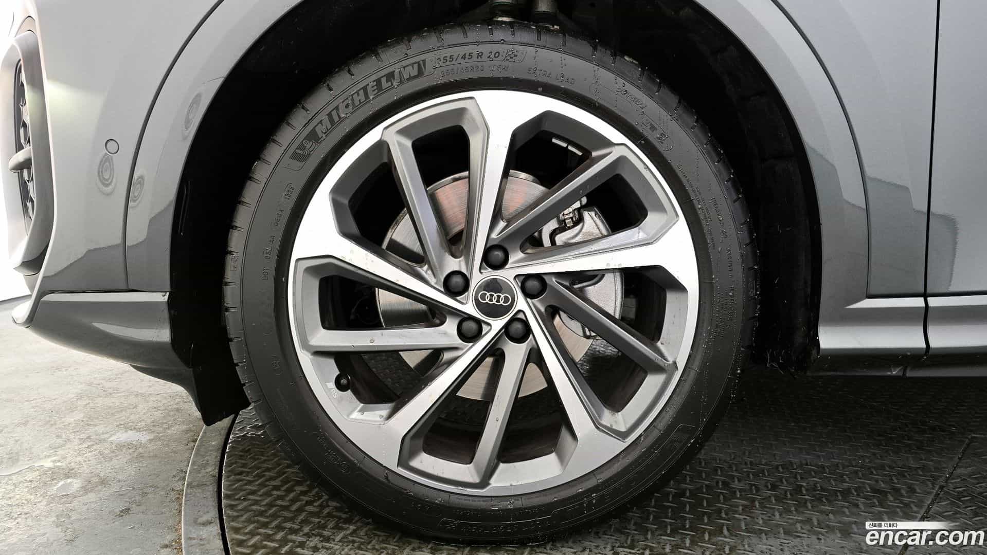 Q5 Audi 2025.8-OUTER-005