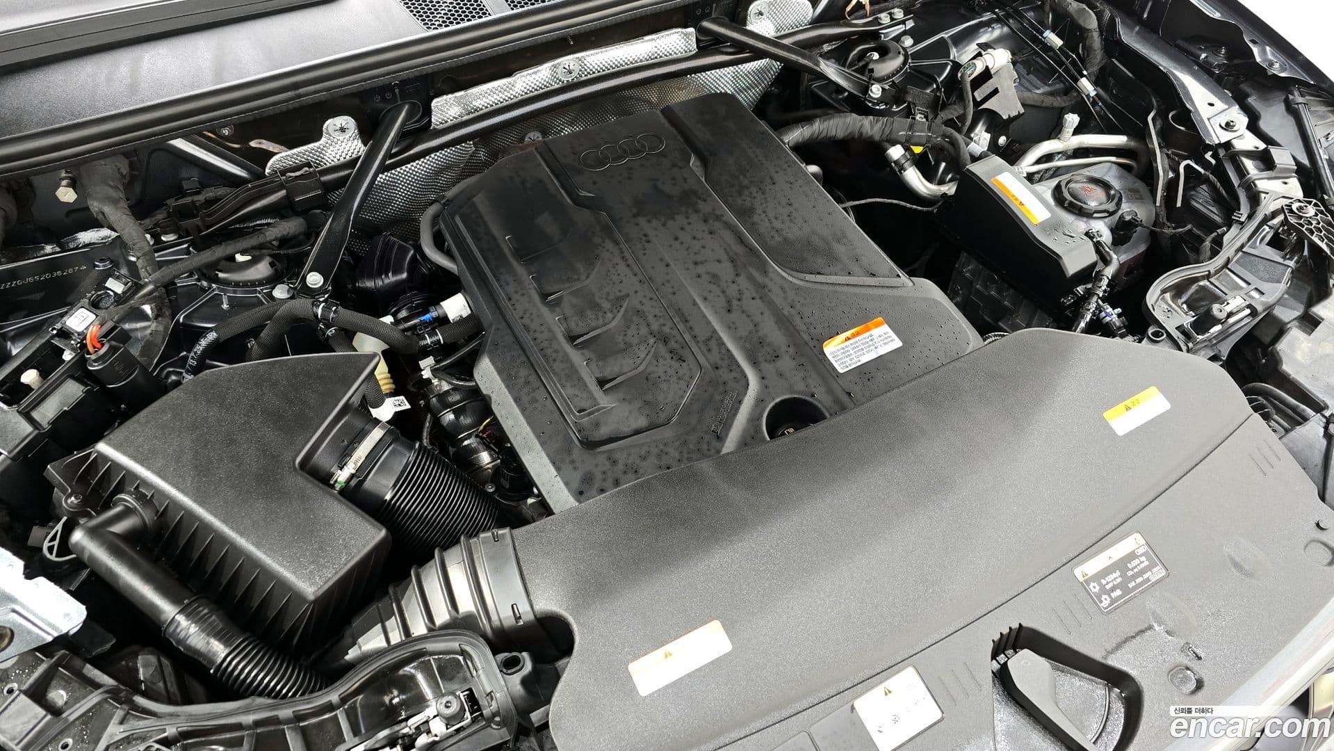 Main__Slider__Photo:Q5 Audi 2025.8-5