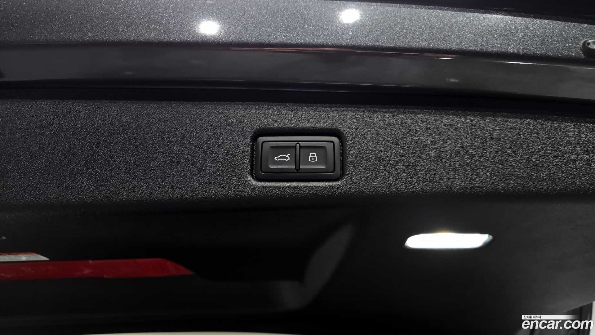 Q5 Audi 2025.8-OPTION-024