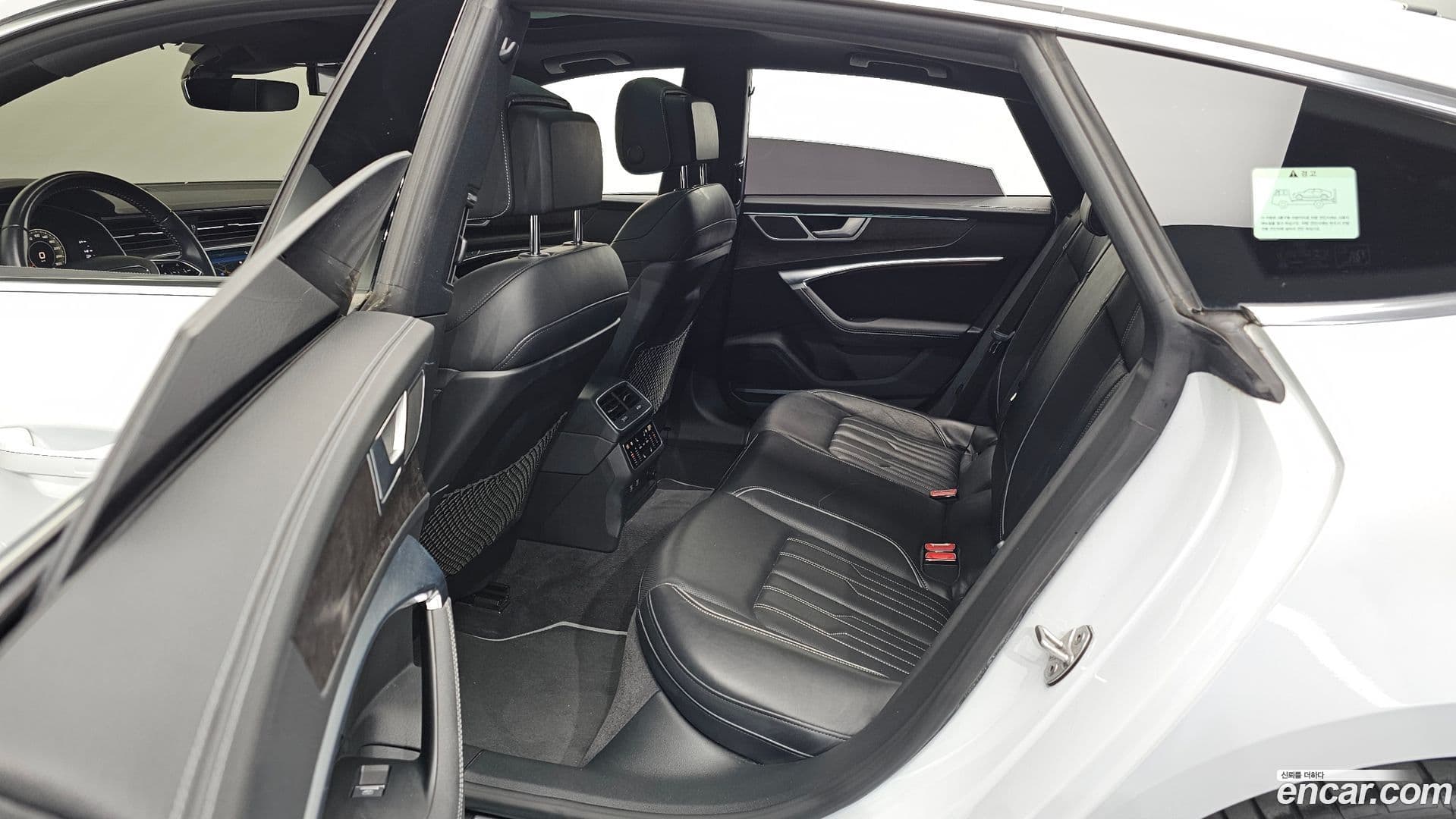 Main__Slider__Photo:A7 Audi 2021.0-10