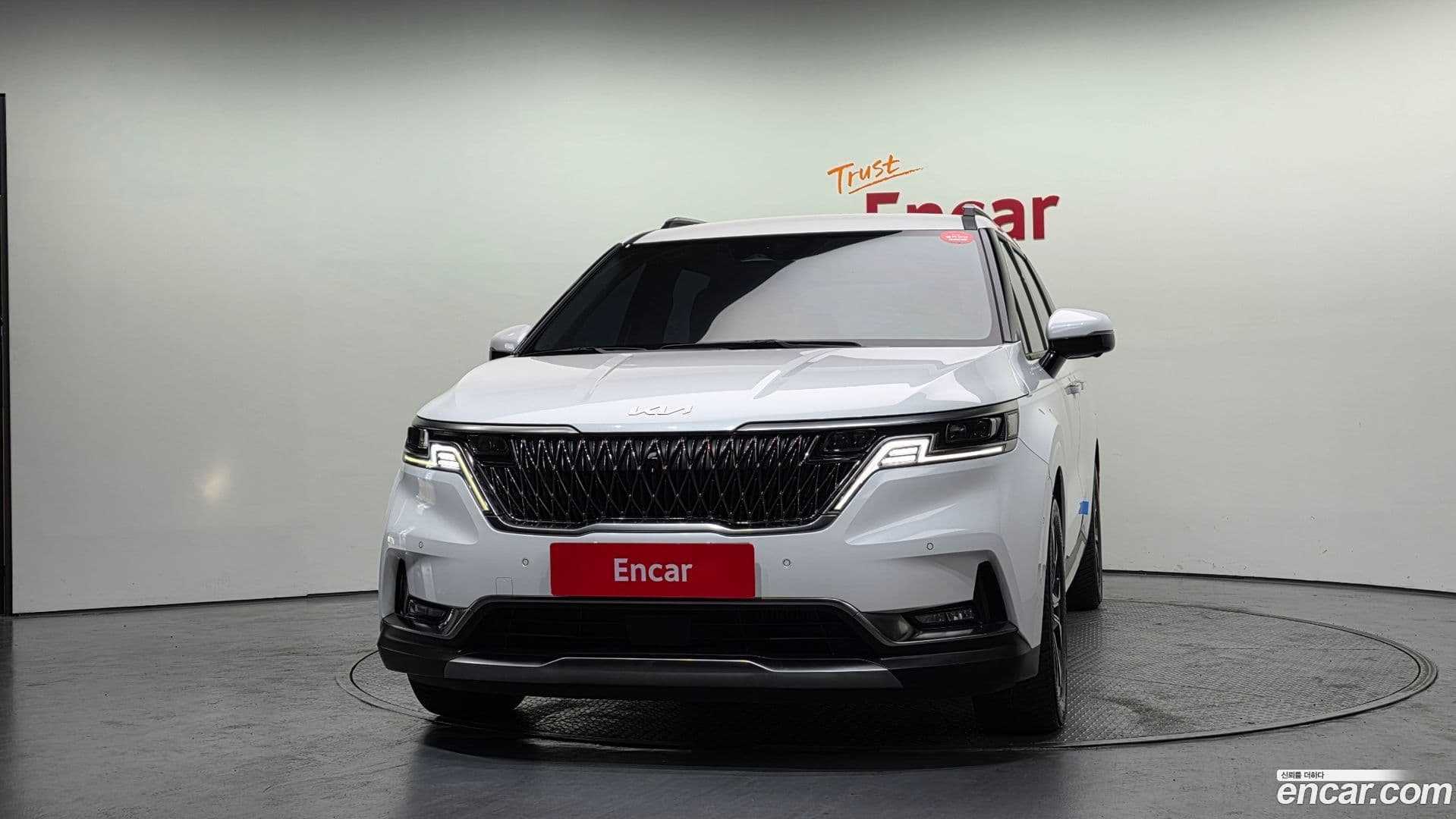 Main__Slider__Photo:Canival Kia 2023.1-2