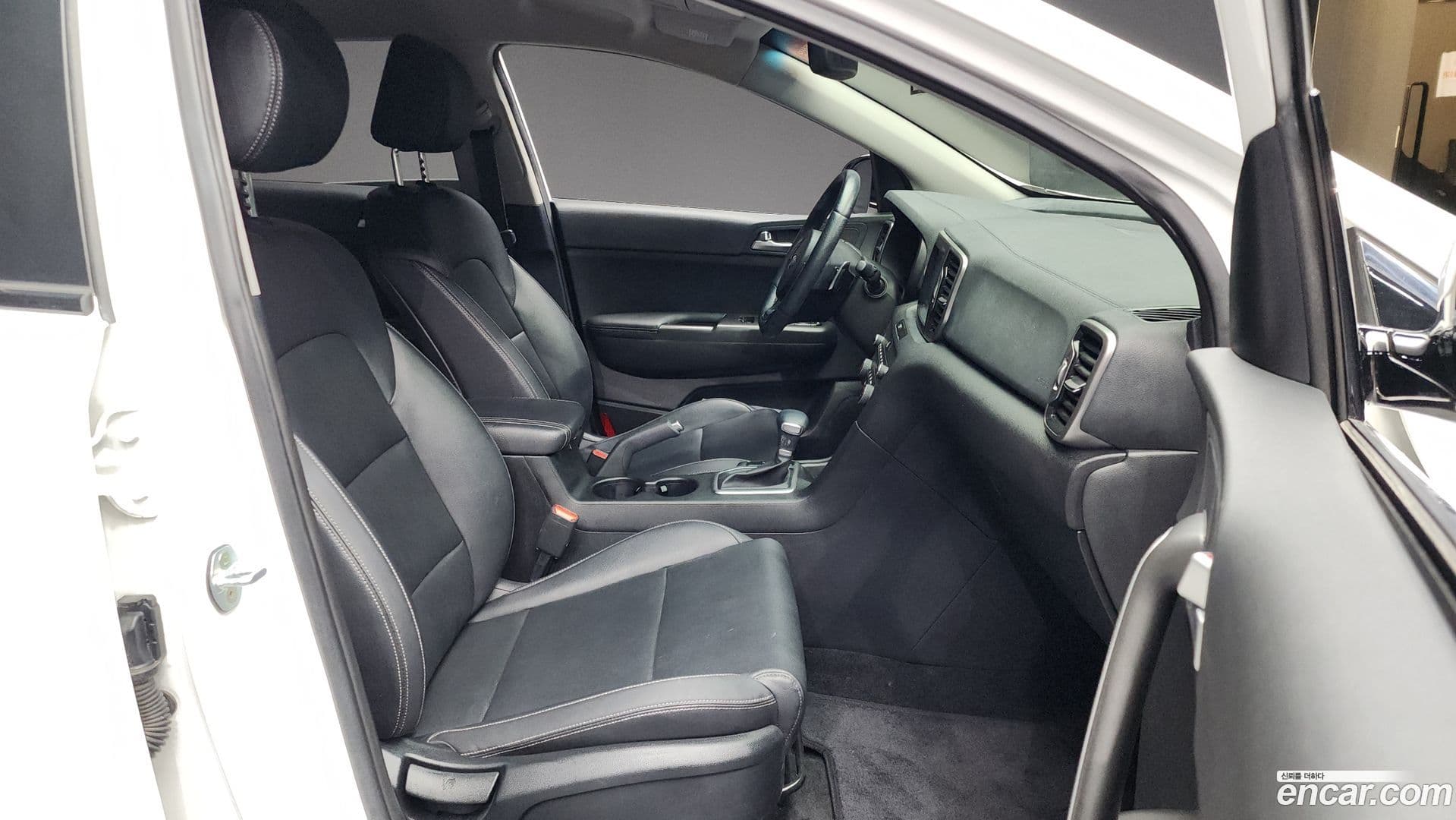 Main__Slider__Photo:Sportage Kia 2015.11-10