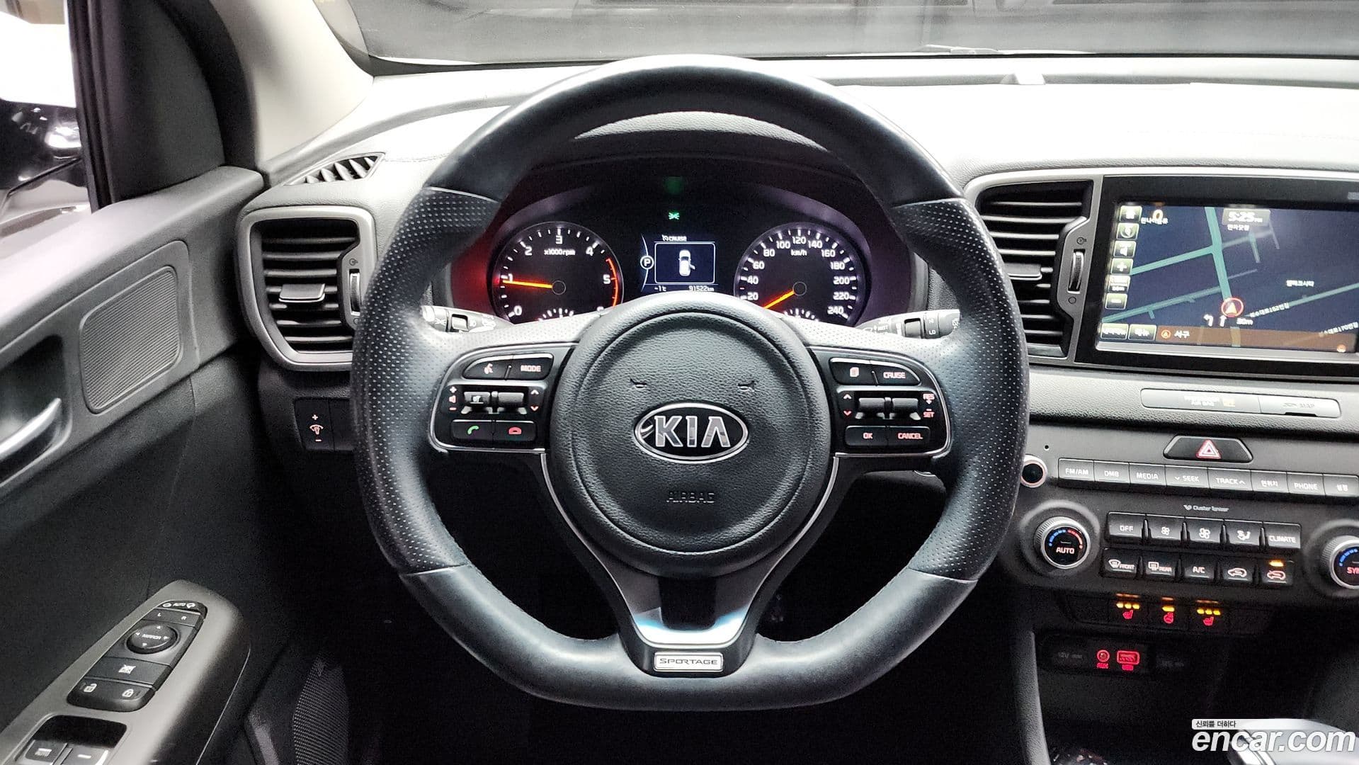 Main__Slider__Photo:Sportage Kia 2015.11-12