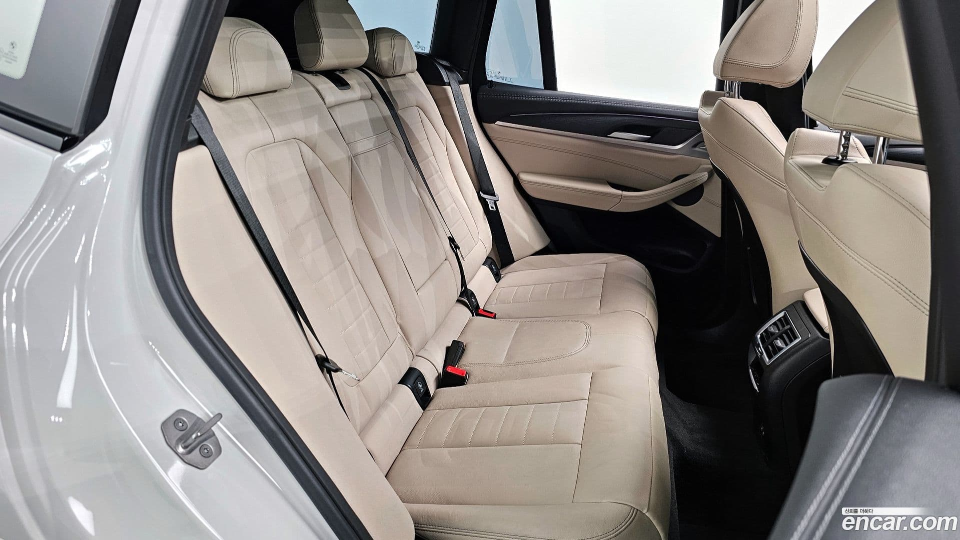 Main__Slider__Photo:iX3 BMW 2024.4-11