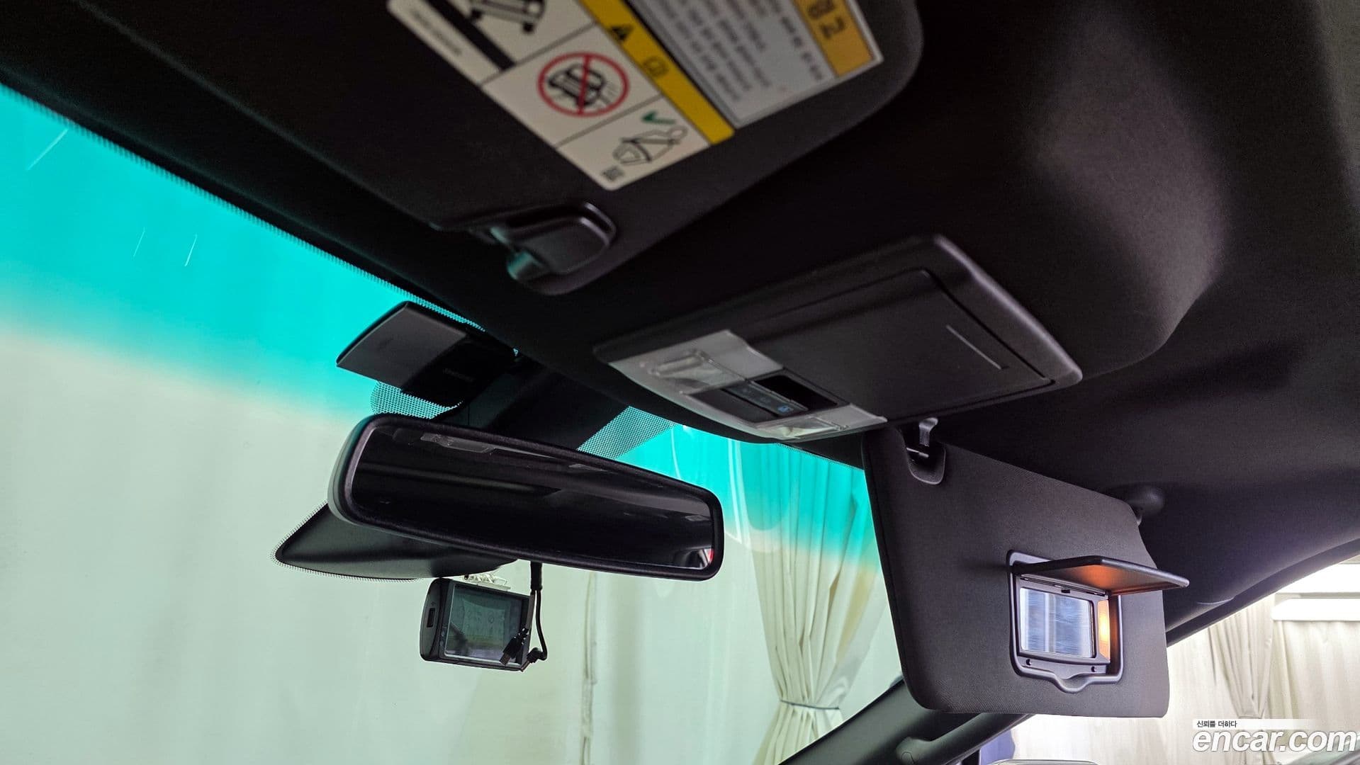 Main__Slider__Photo:Explorer Ford 2015.2-18