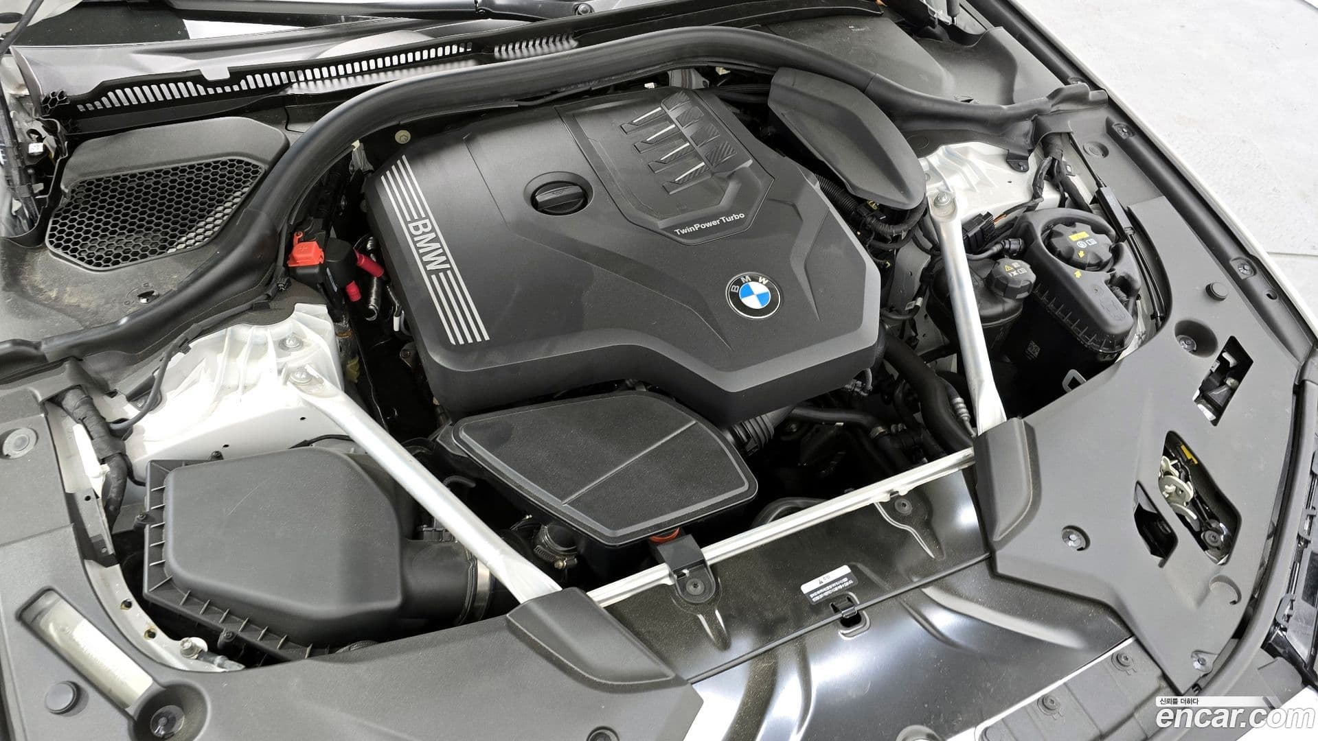 Main__Slider__Photo:5-Series BMW 2023.1-5