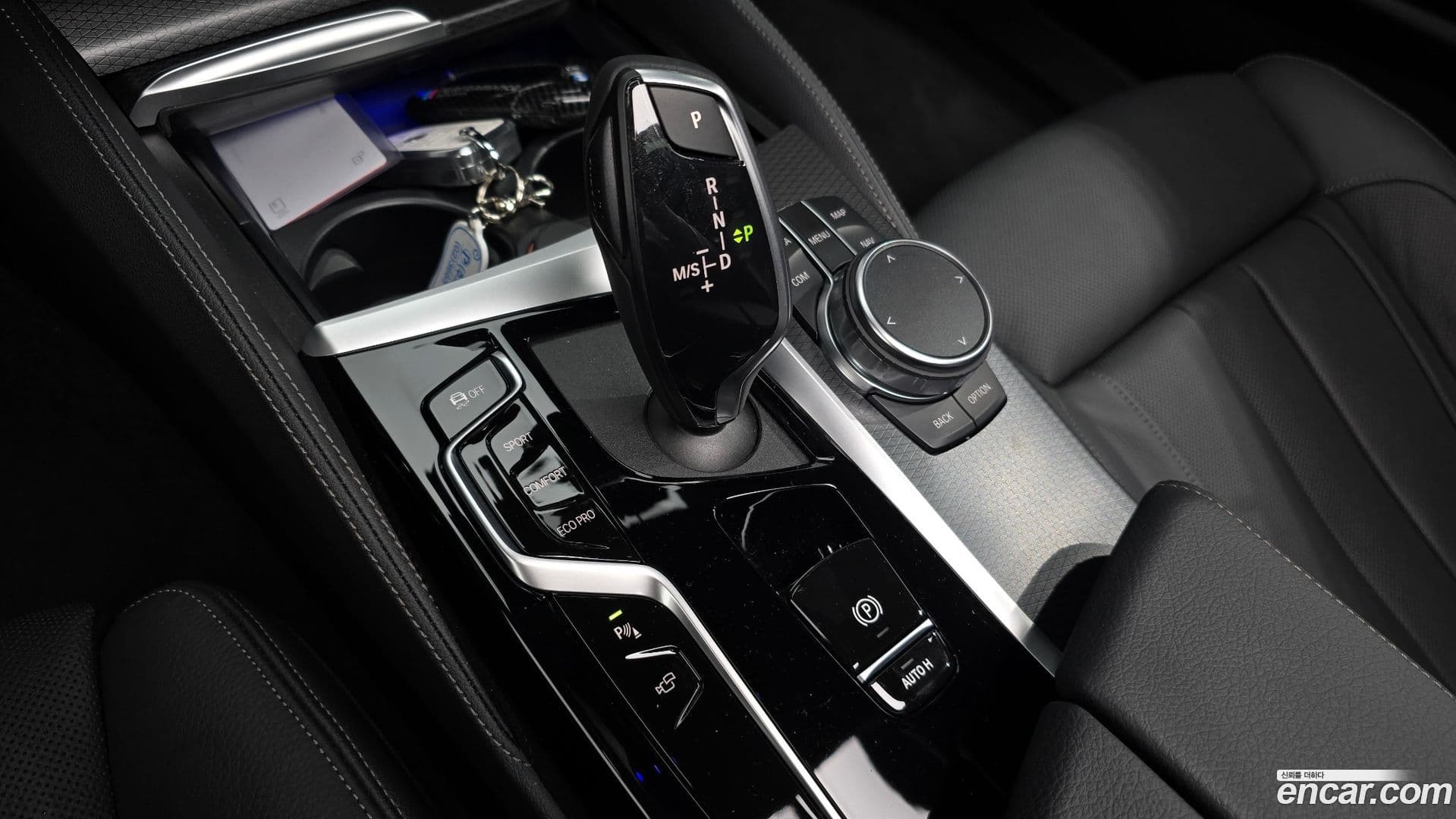 Main__Slider__Photo:5-Series BMW 2023.1-8