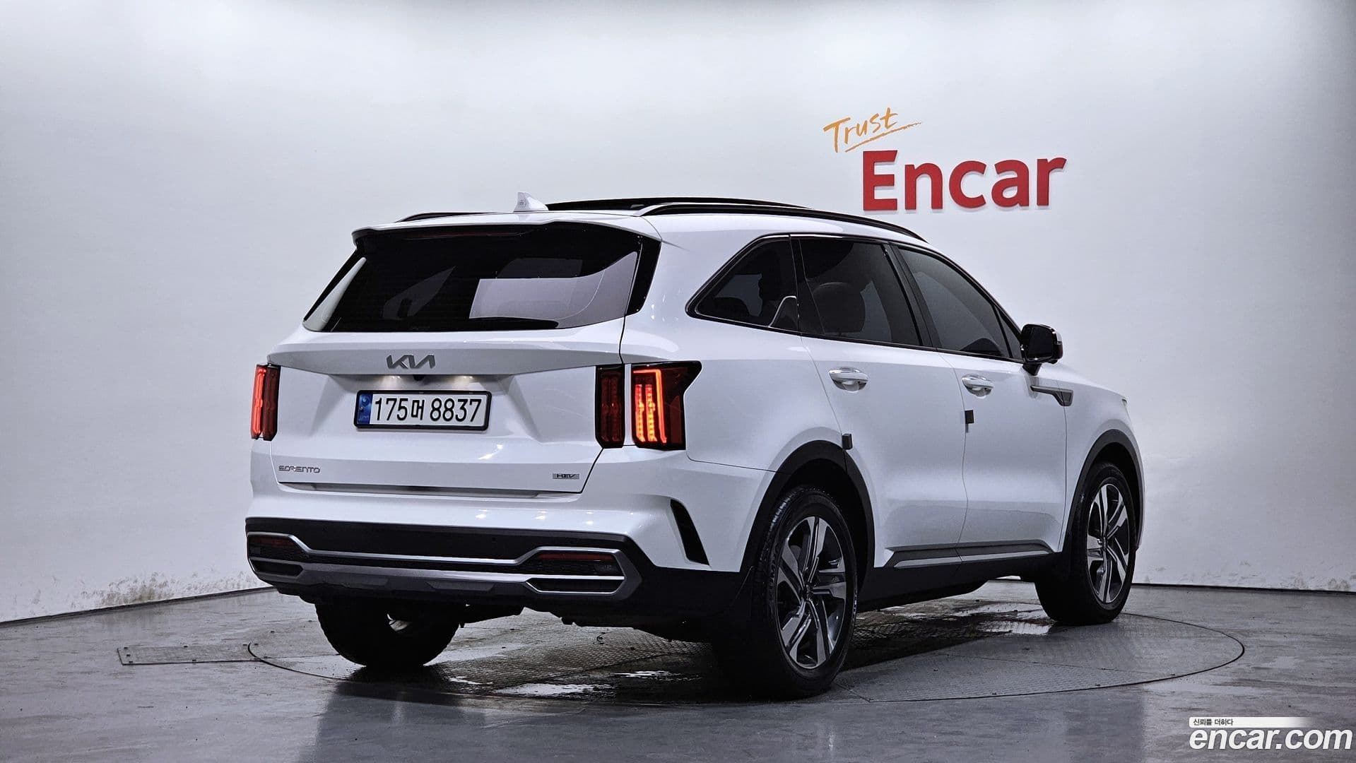 Main__Slider__Photo:Sorento Kia 2022.10-1