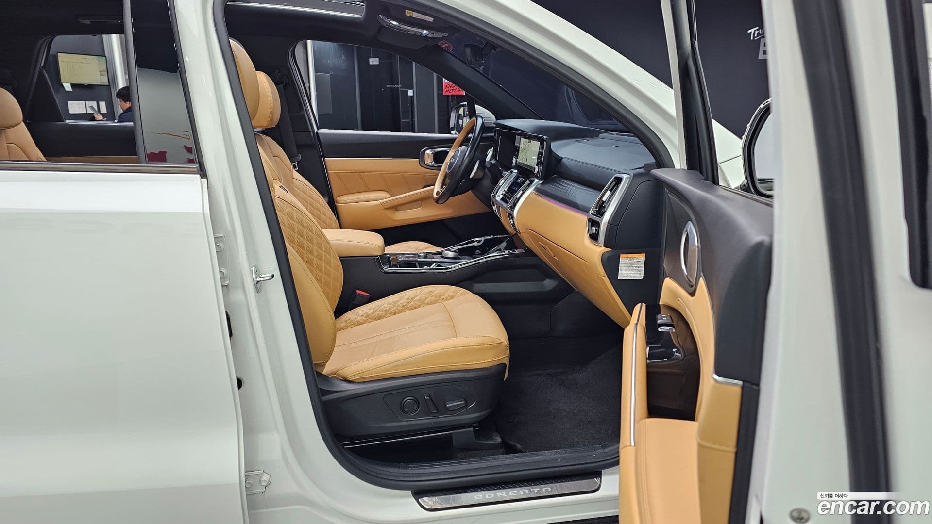 Main__Slider__Photo:Sorento Kia 2022.10-10