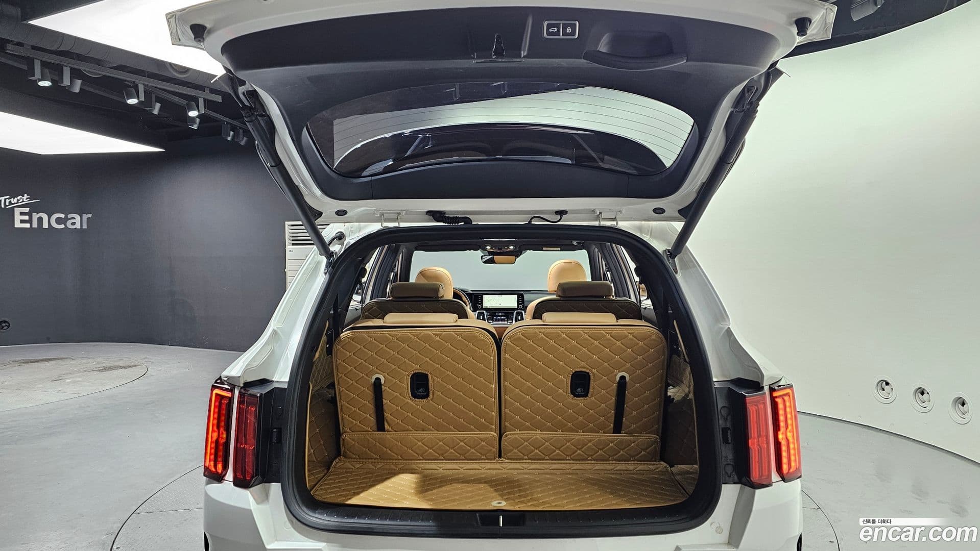 Main__Slider__Photo:Sorento Kia 2022.10-19