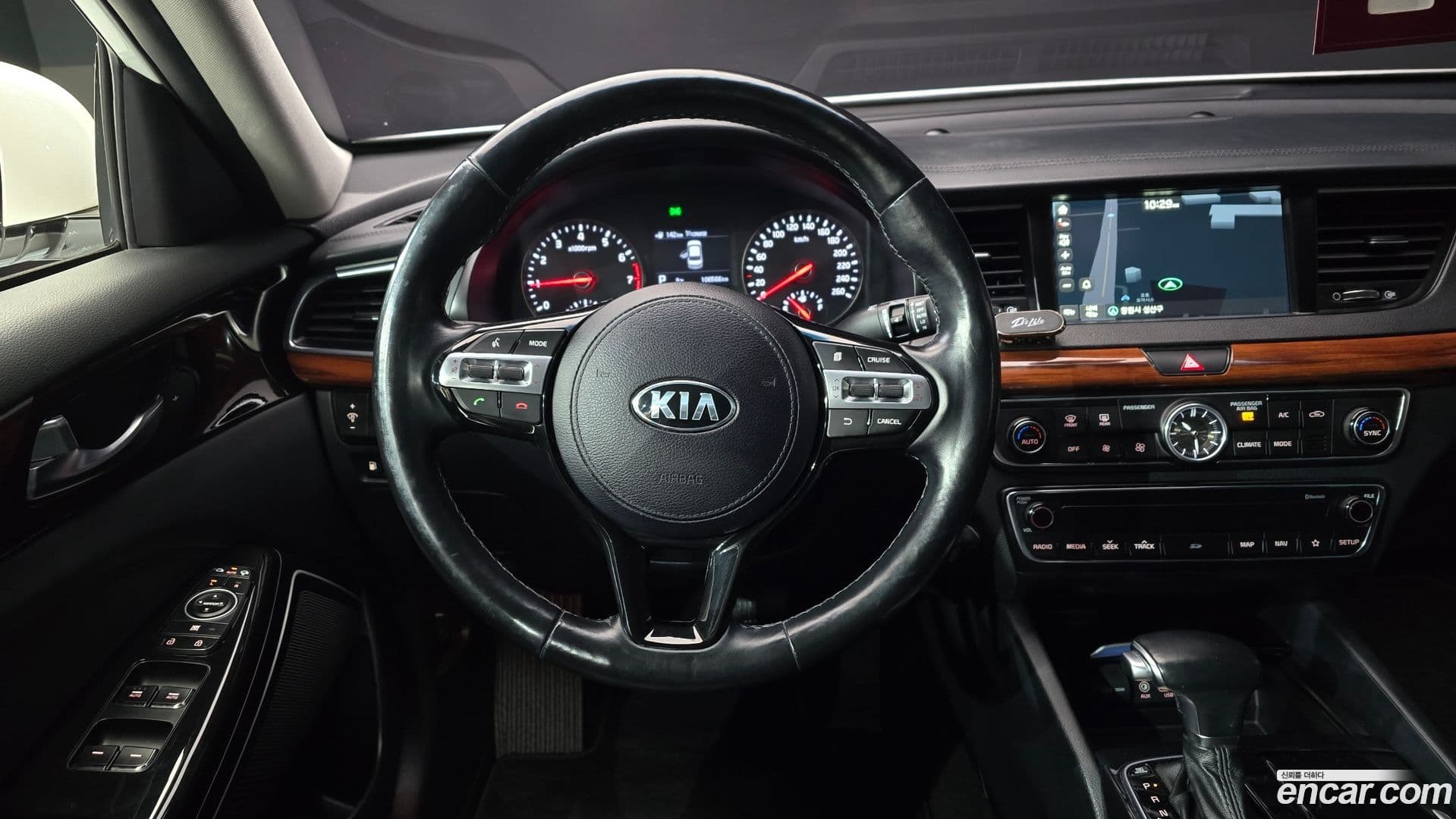 Main__Slider__Photo:K7 Kia 2017.8-12