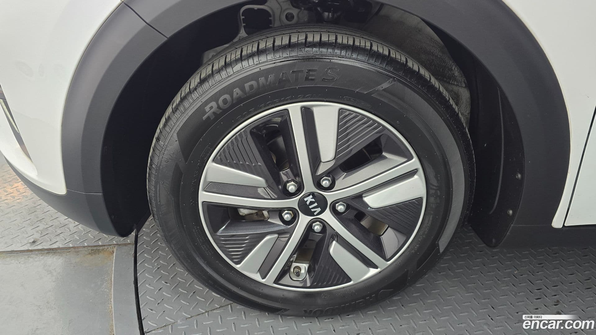 Main__Slider__Photo:Niro Kia 2020.7-4