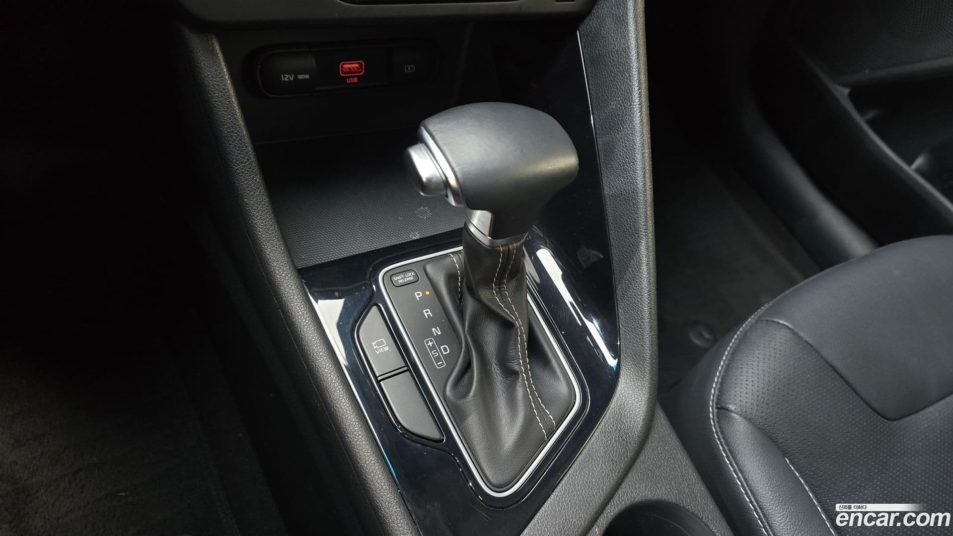 Main__Slider__Photo:Niro Kia 2020.7-8