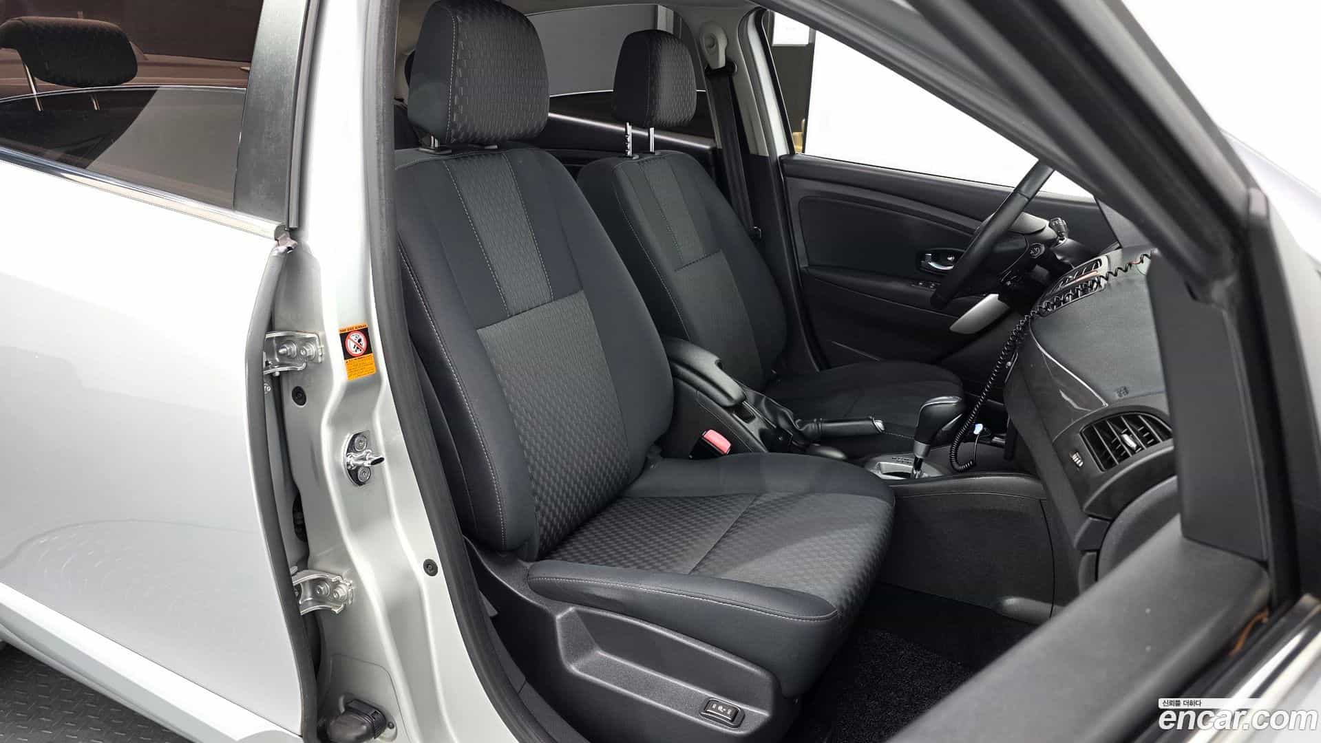 SM3 Renault-KoreaSamsung 2010.11-INNER-010