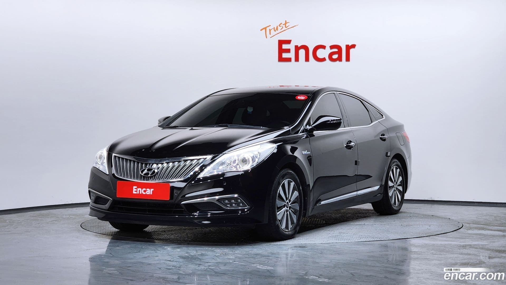 Main__Slider__Photo:Grandeur Hyundai 2016.0-0