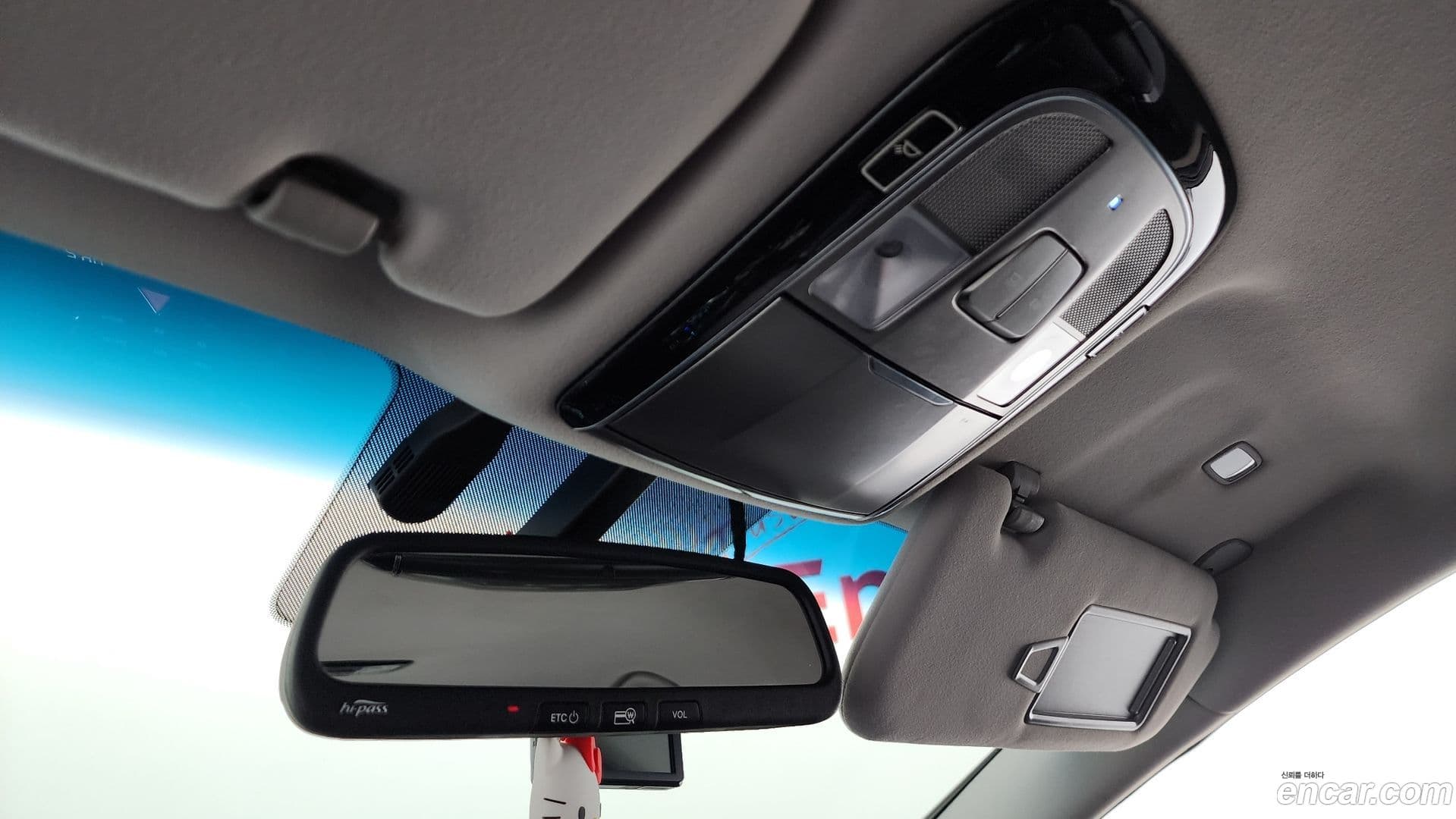 Main__Slider__Photo:Grandeur Hyundai 2016.0-17