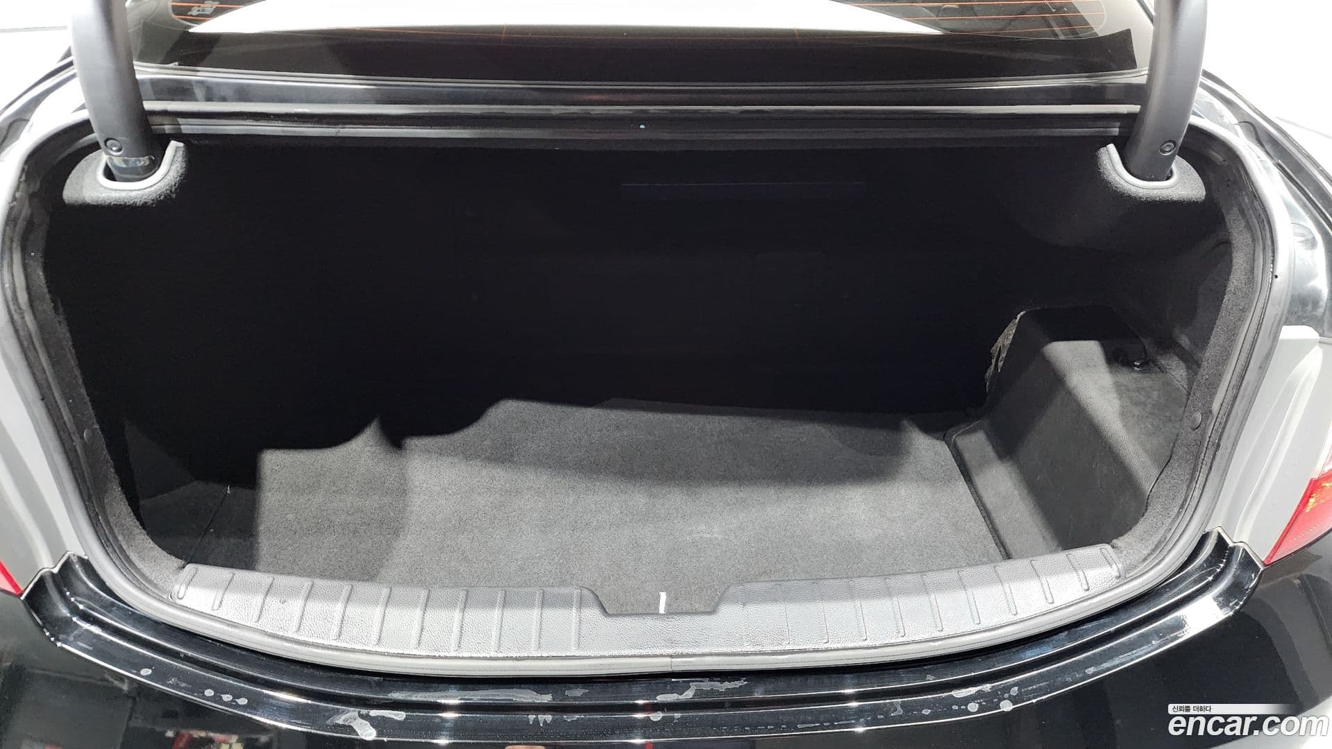 Main__Slider__Photo:Grandeur Hyundai 2016.0-19