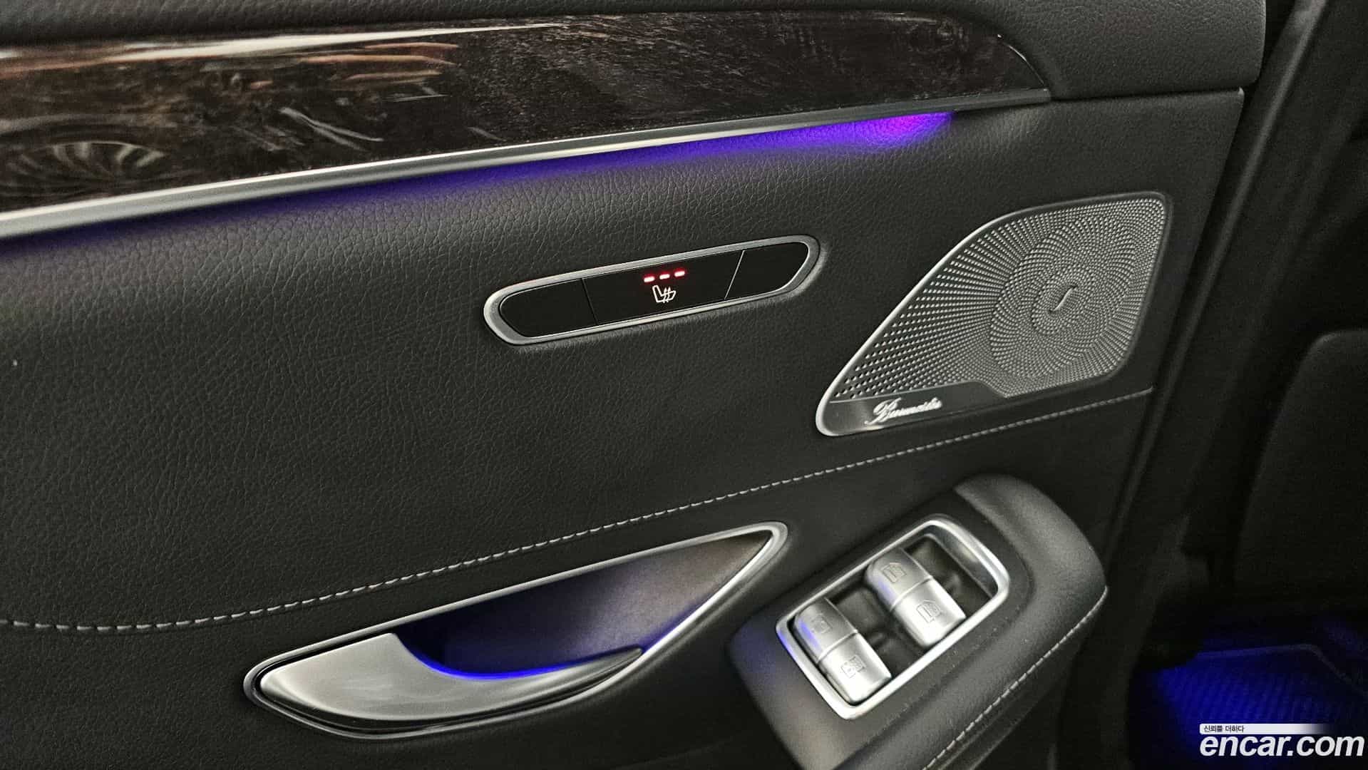 S-Class Mercedes-Benz 2018.1-OPTION-021