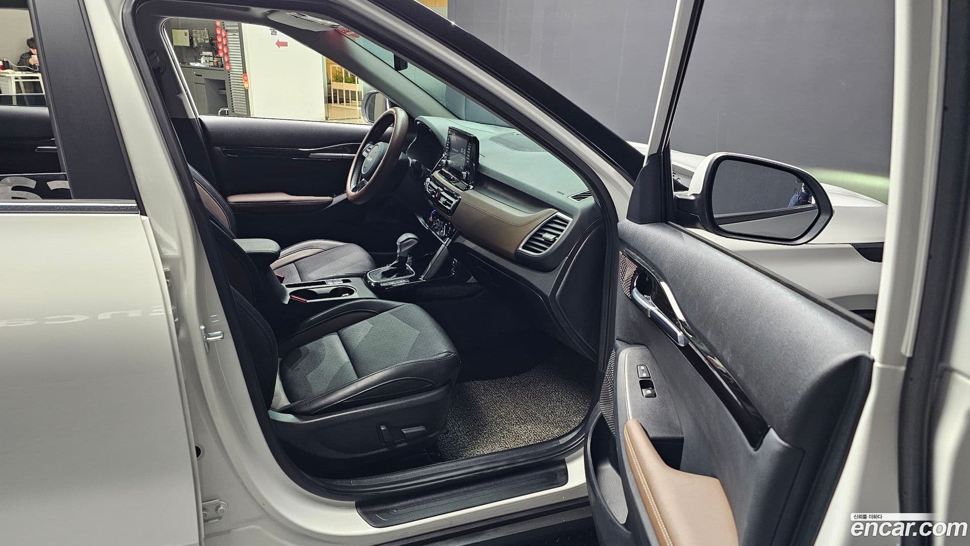 Main__Slider__Photo:Seltos Kia 2022.2-9