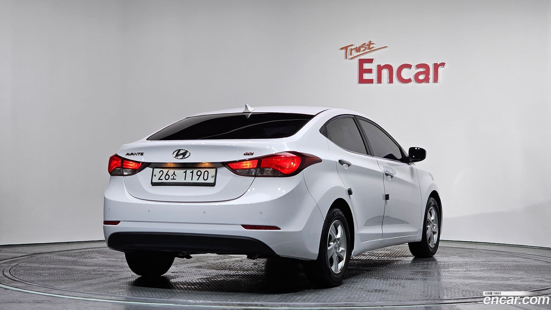 Main__Slider__Photo:AVANTE Hyundai 2014.6-1